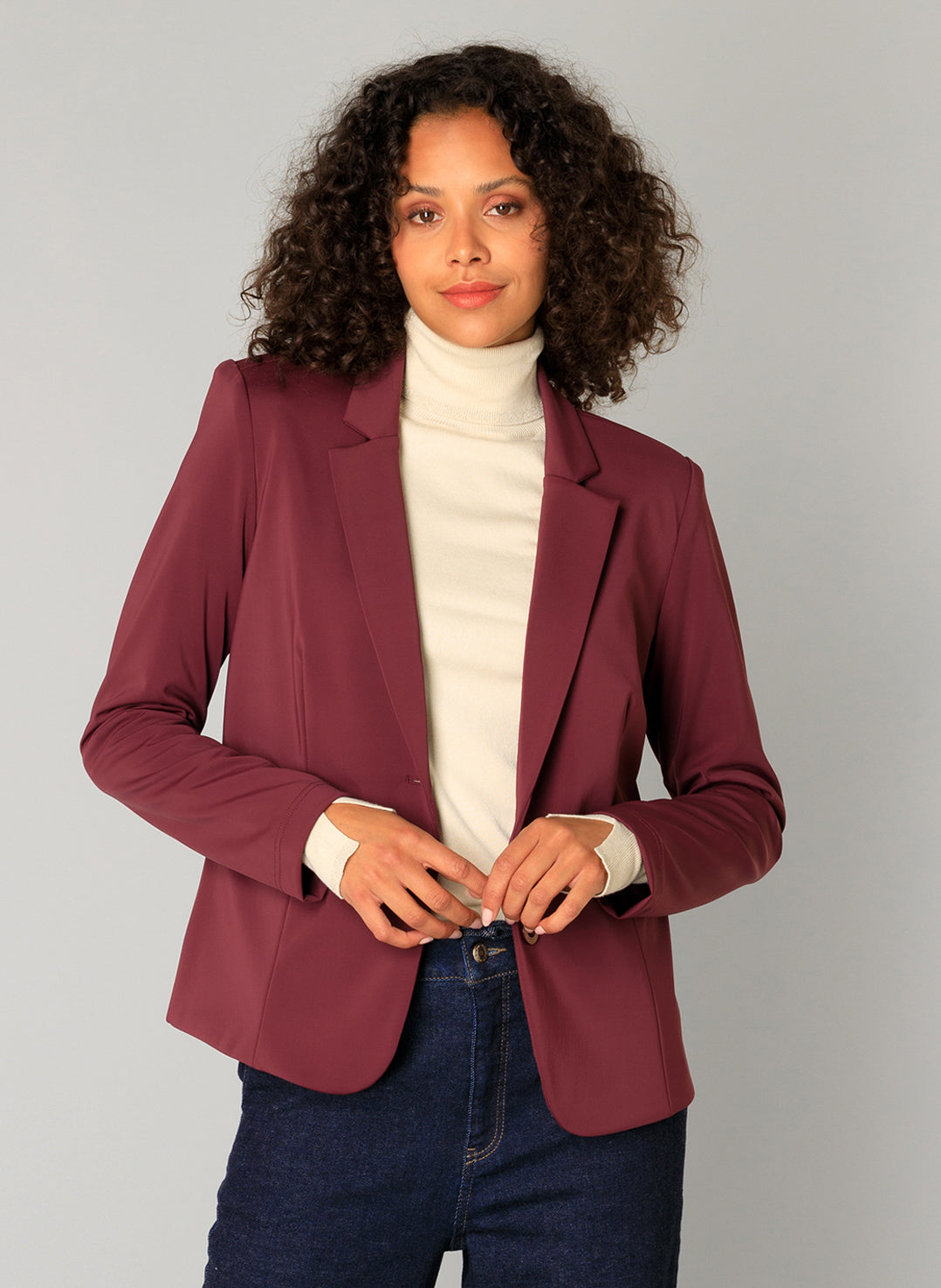 Riv Essential | Port