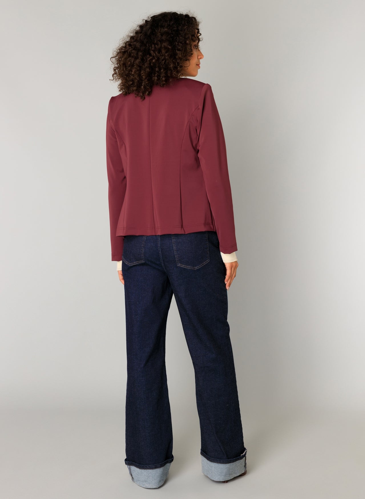 Riv Essential | Port