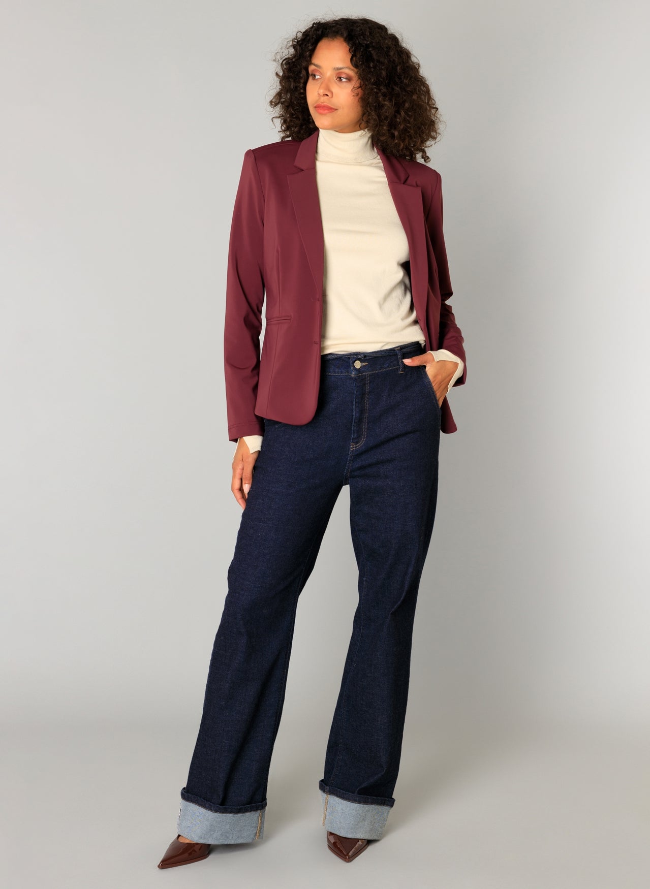 Riv Essential | Port