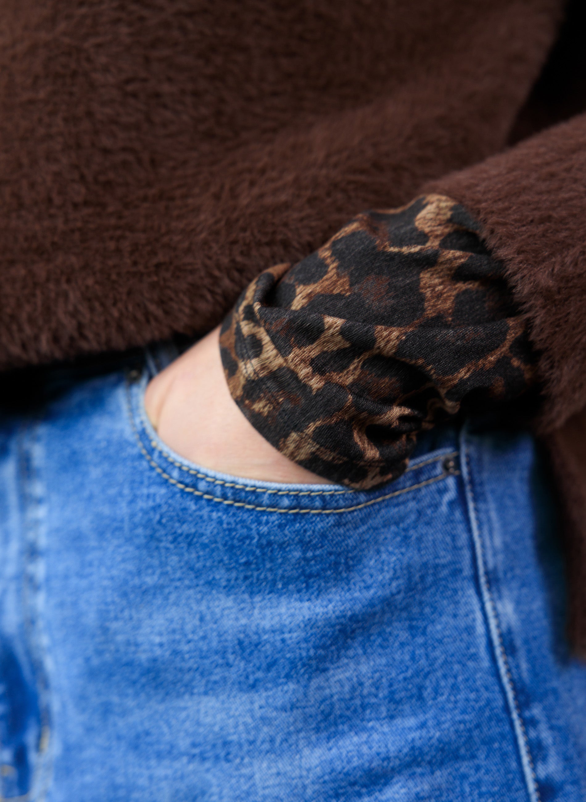 Omani Essential | Multi Leopard