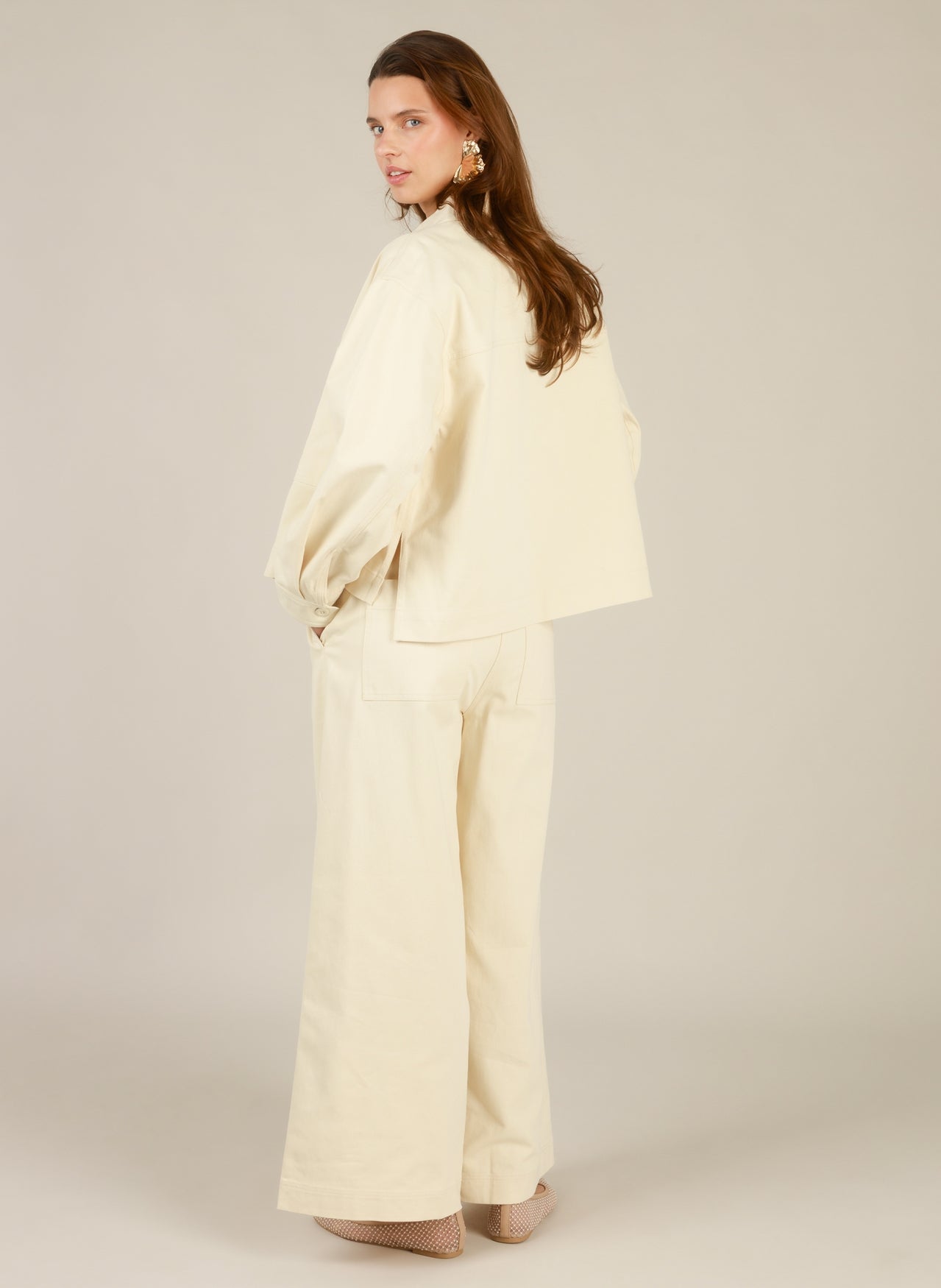 Ione | Natural