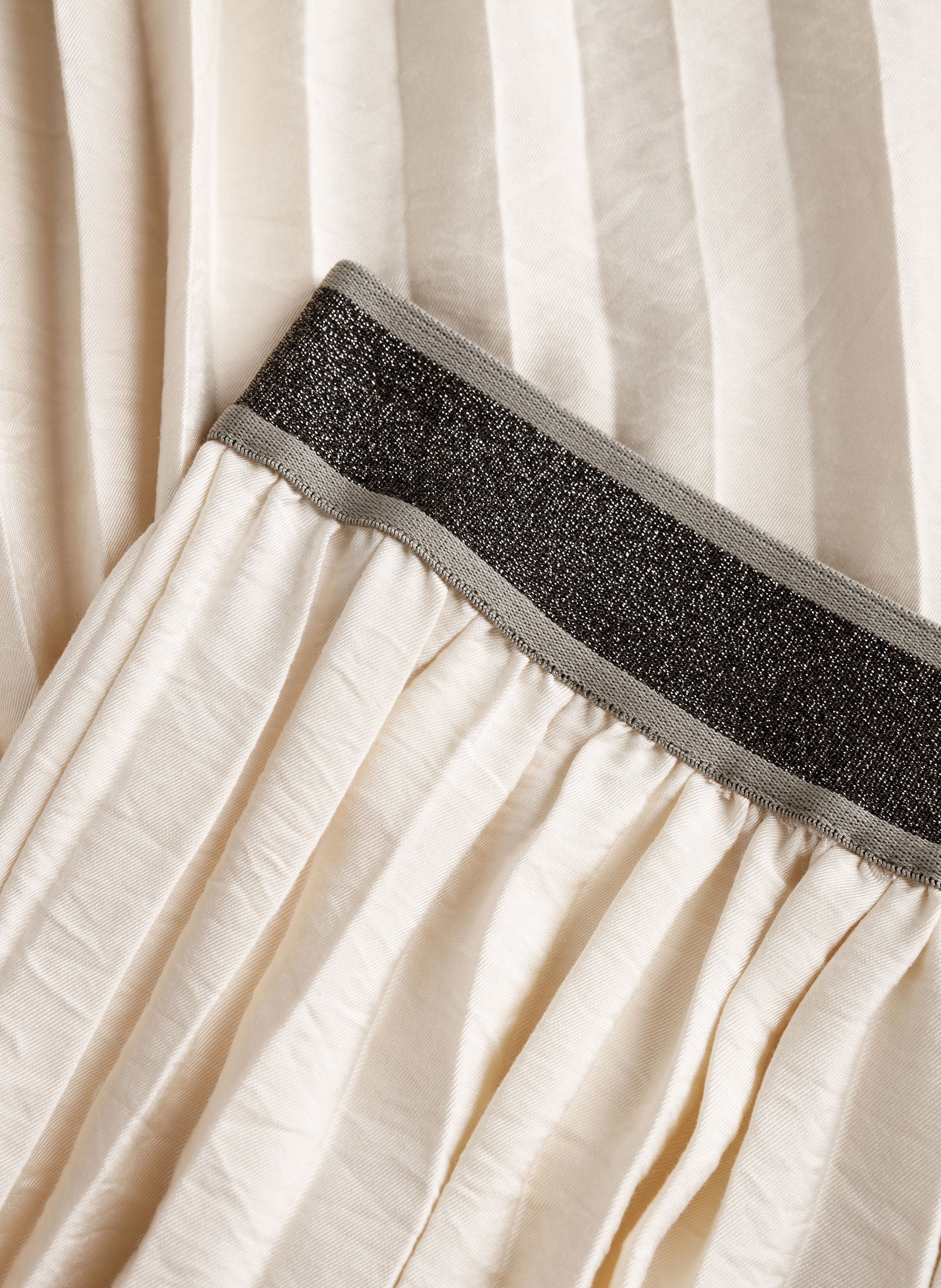 Sabrine | Beige Cream