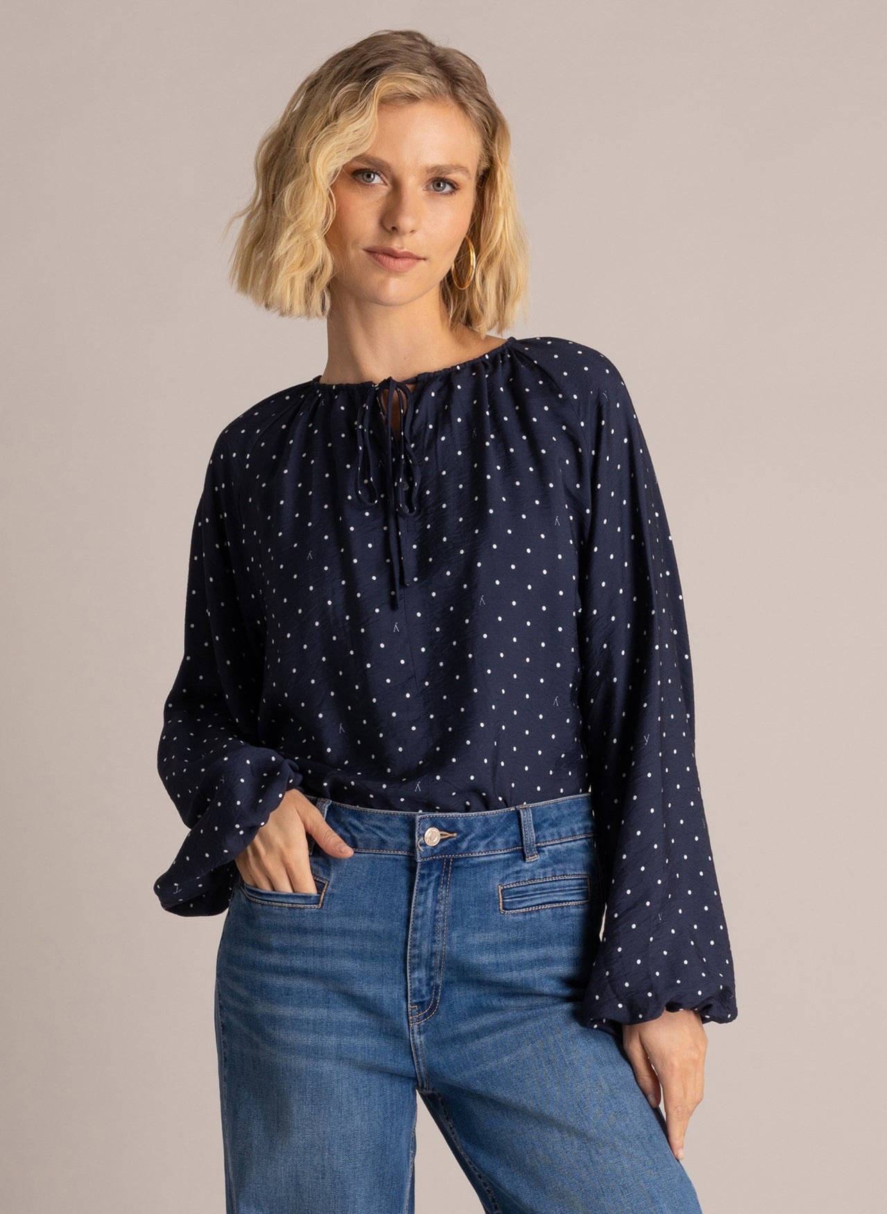 Sibelia | Dark Blue/Off white