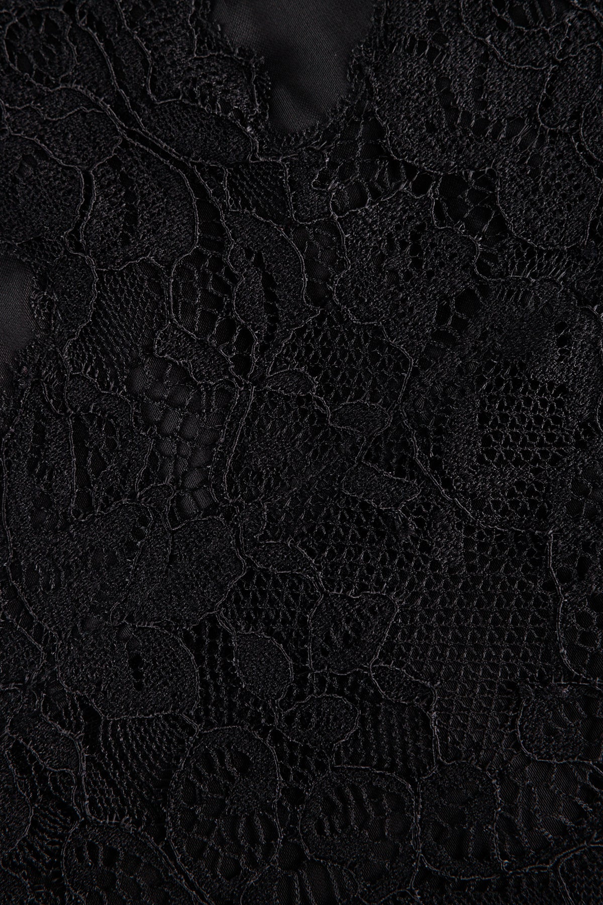 YYWeslie | Black