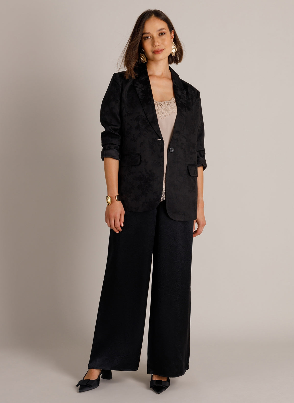 YYWilja | Black