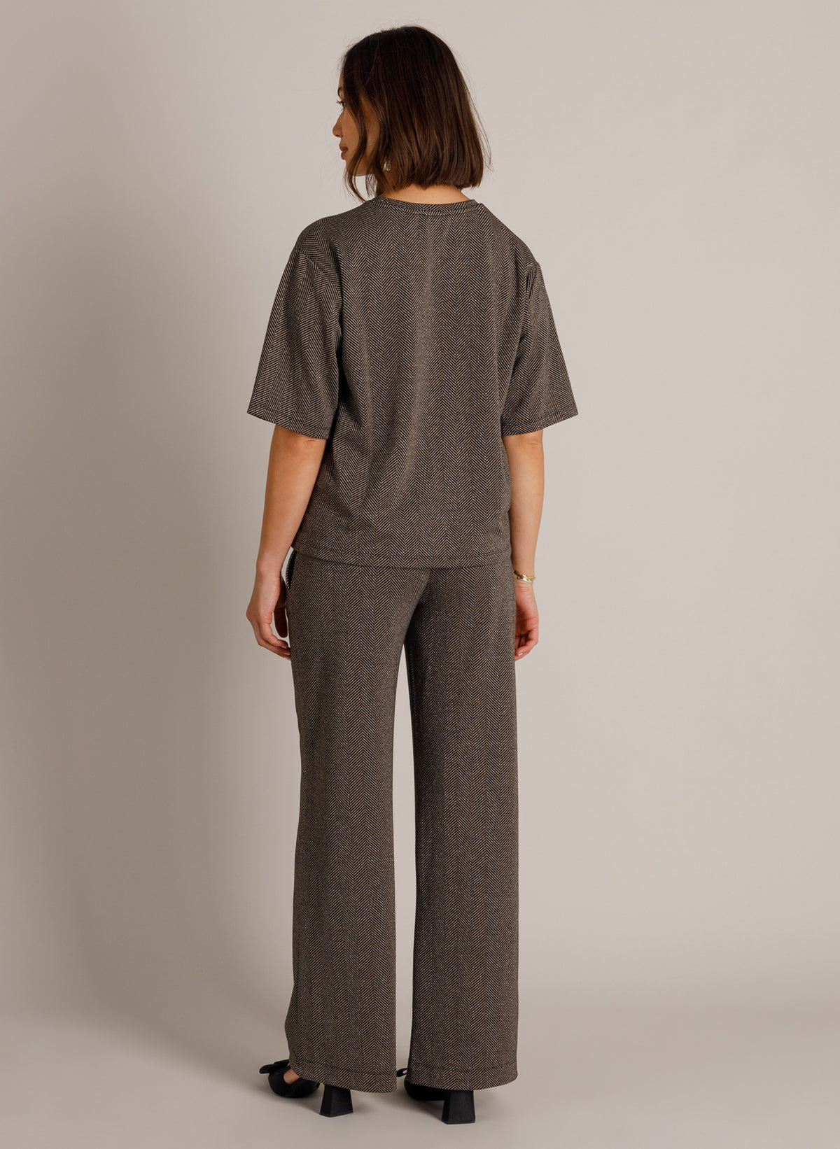 YYWinta | Black/Taupe Grey