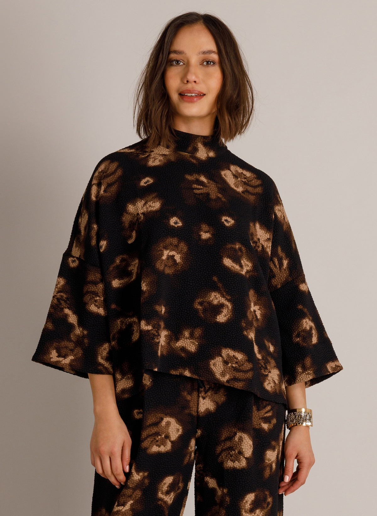 YYWiltrude | Black Multi Colour