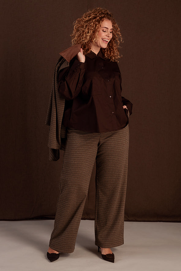 Her Tradition - Look 2
