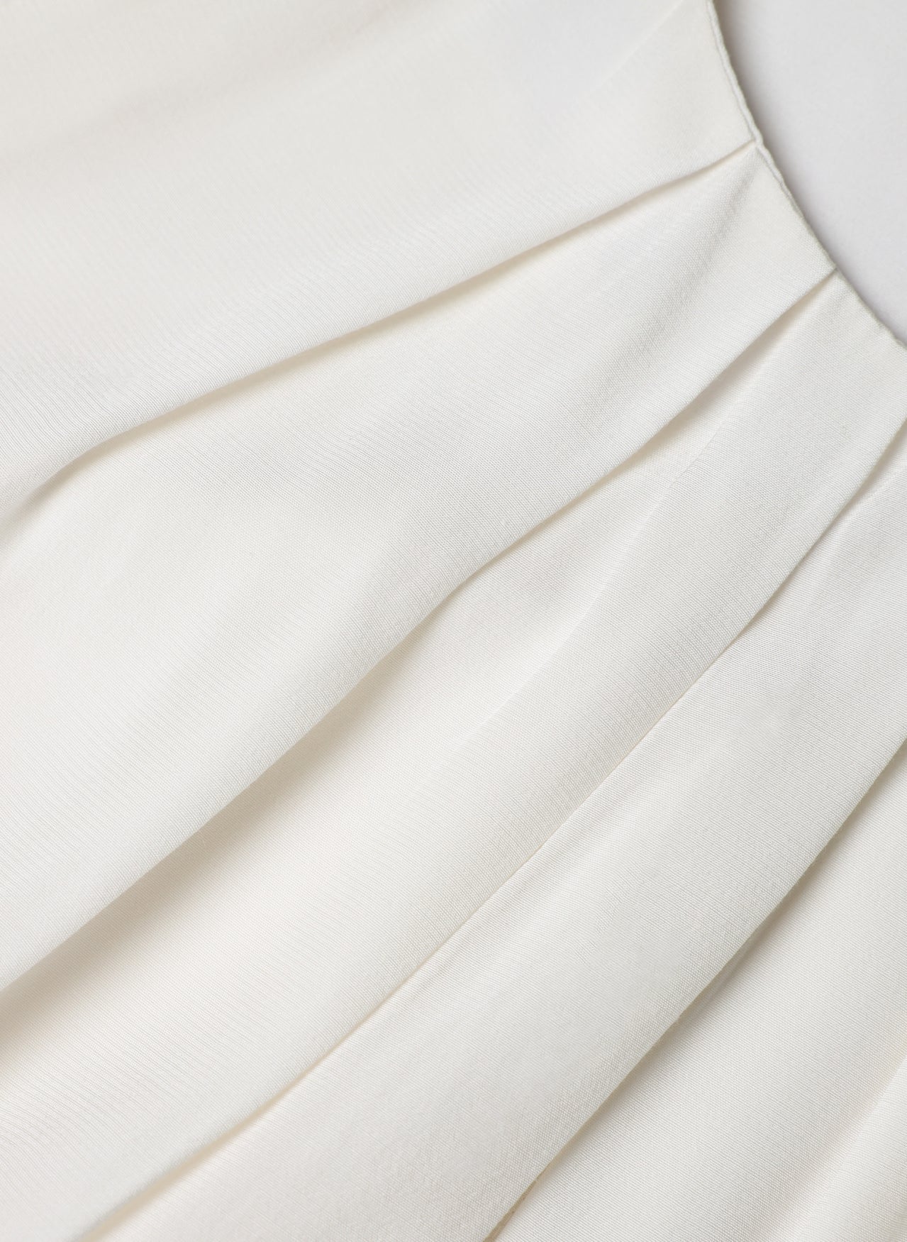 Hazel | Winter White