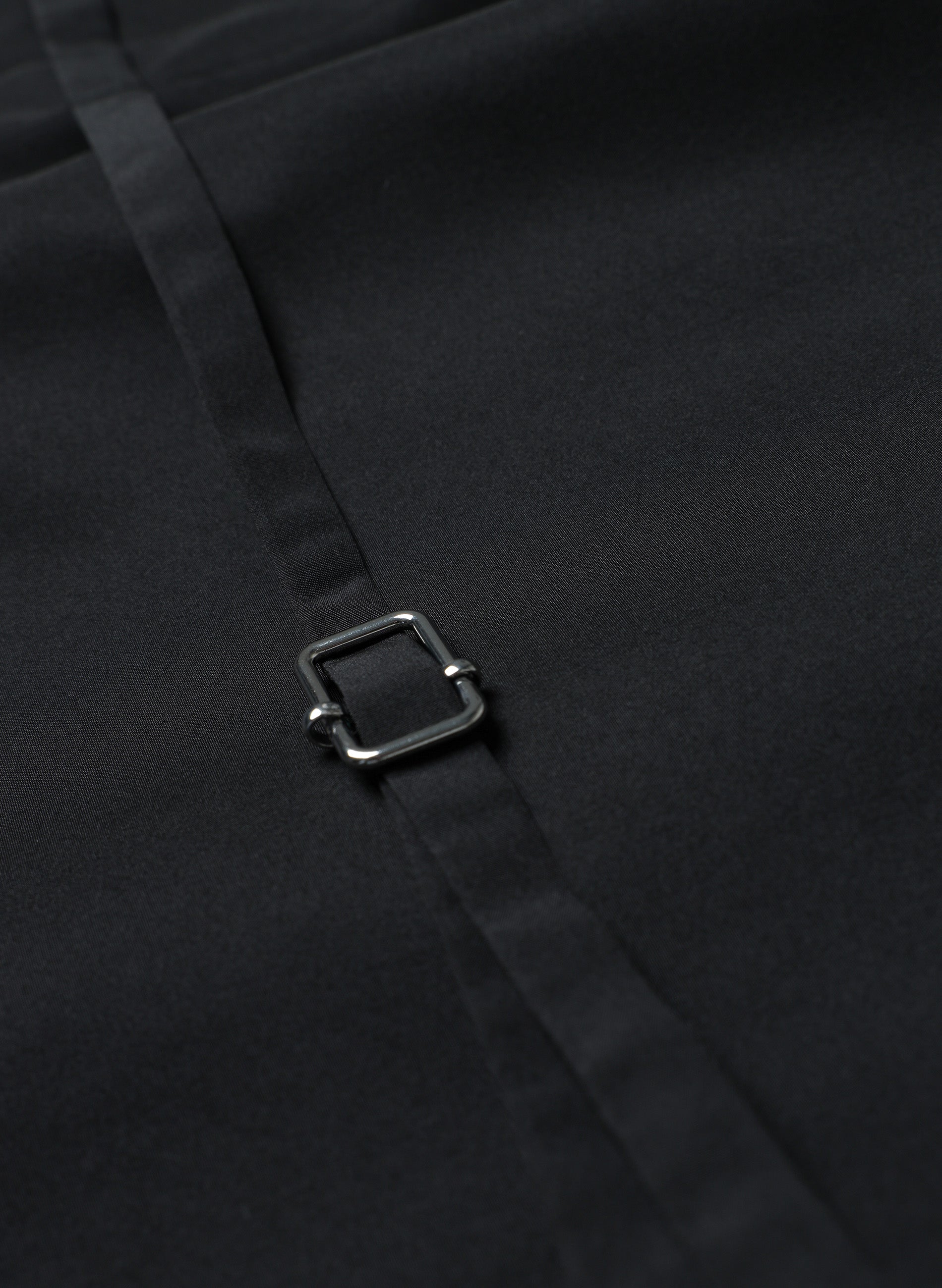 Henriette | Black