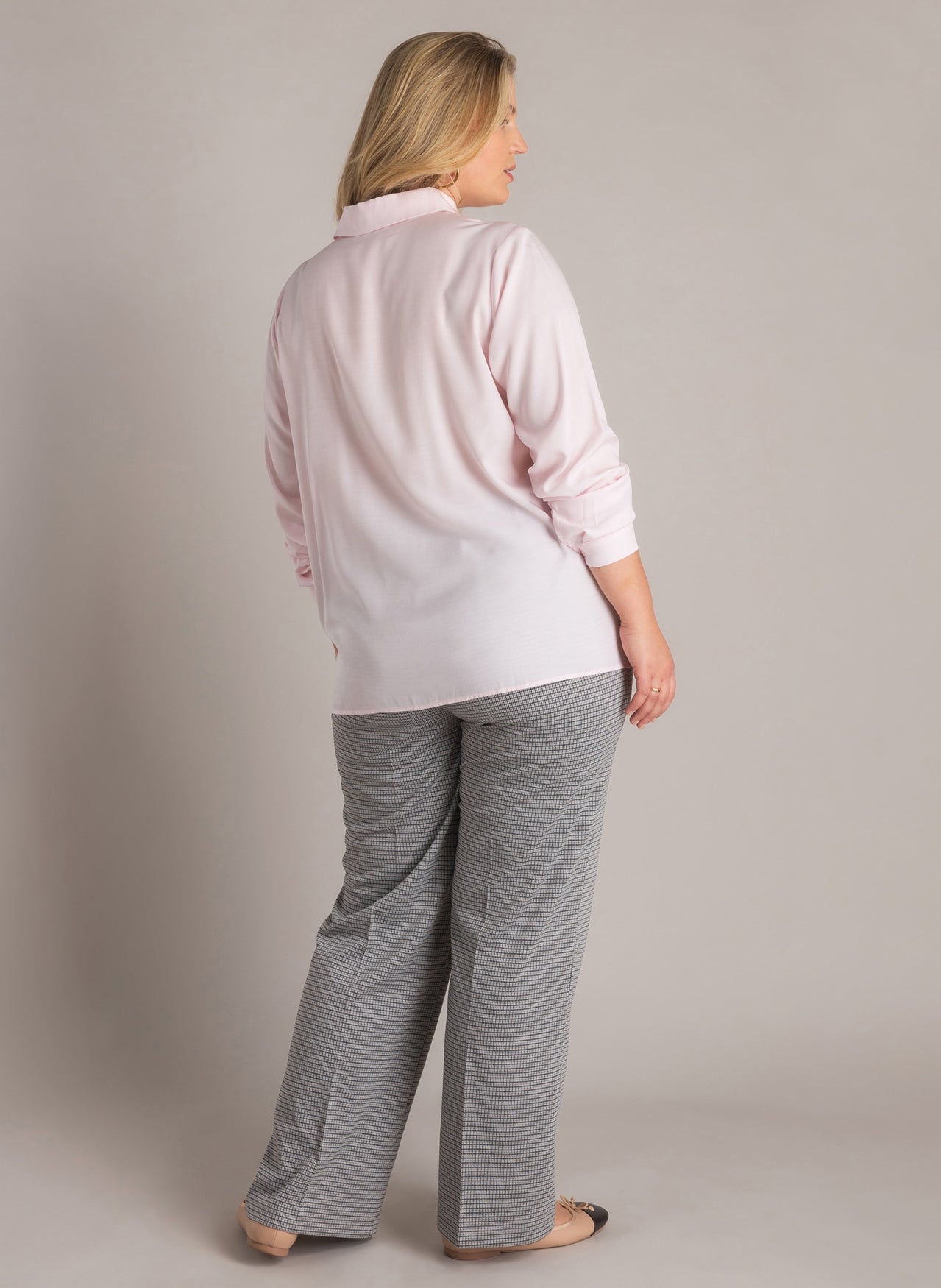 Judit | Pale Pink