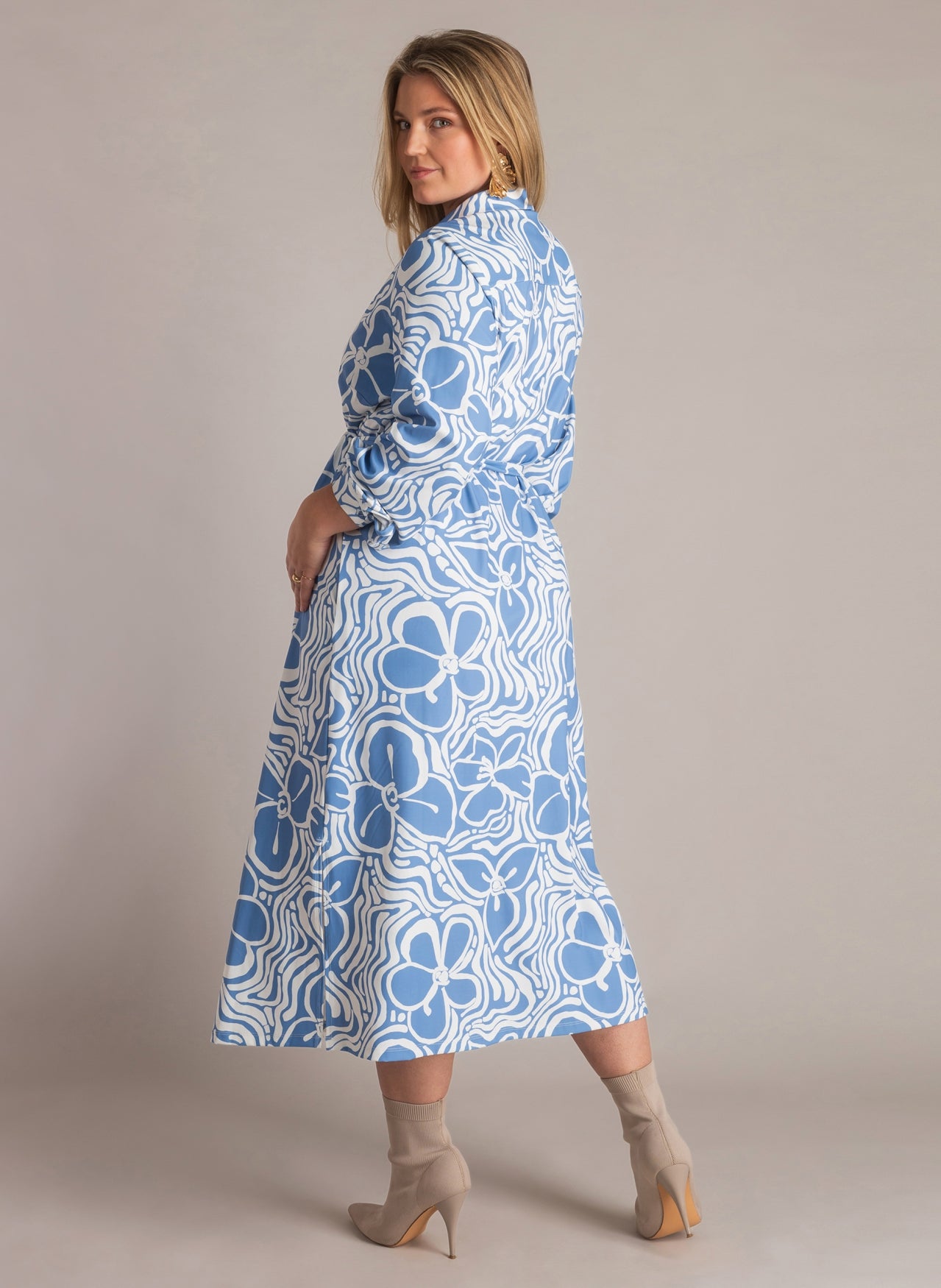 Nicole Essential | Uniform Blue/Off Whi