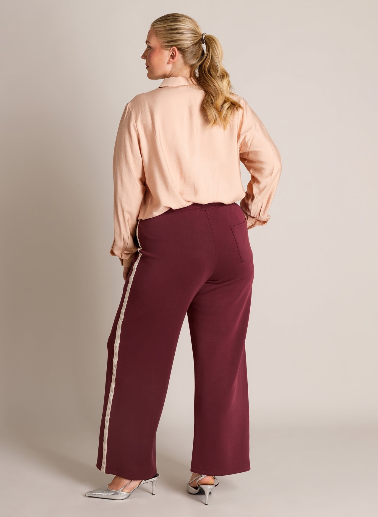 Judit Essential | Warm Beige