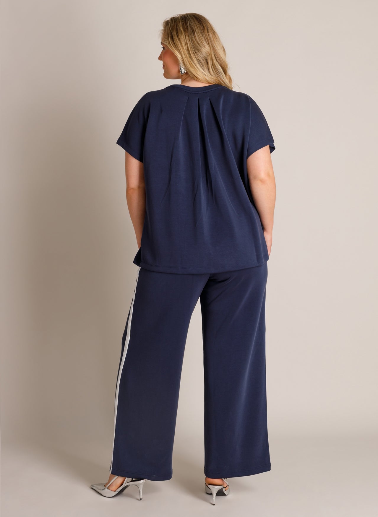 Tisha | Dark Blue