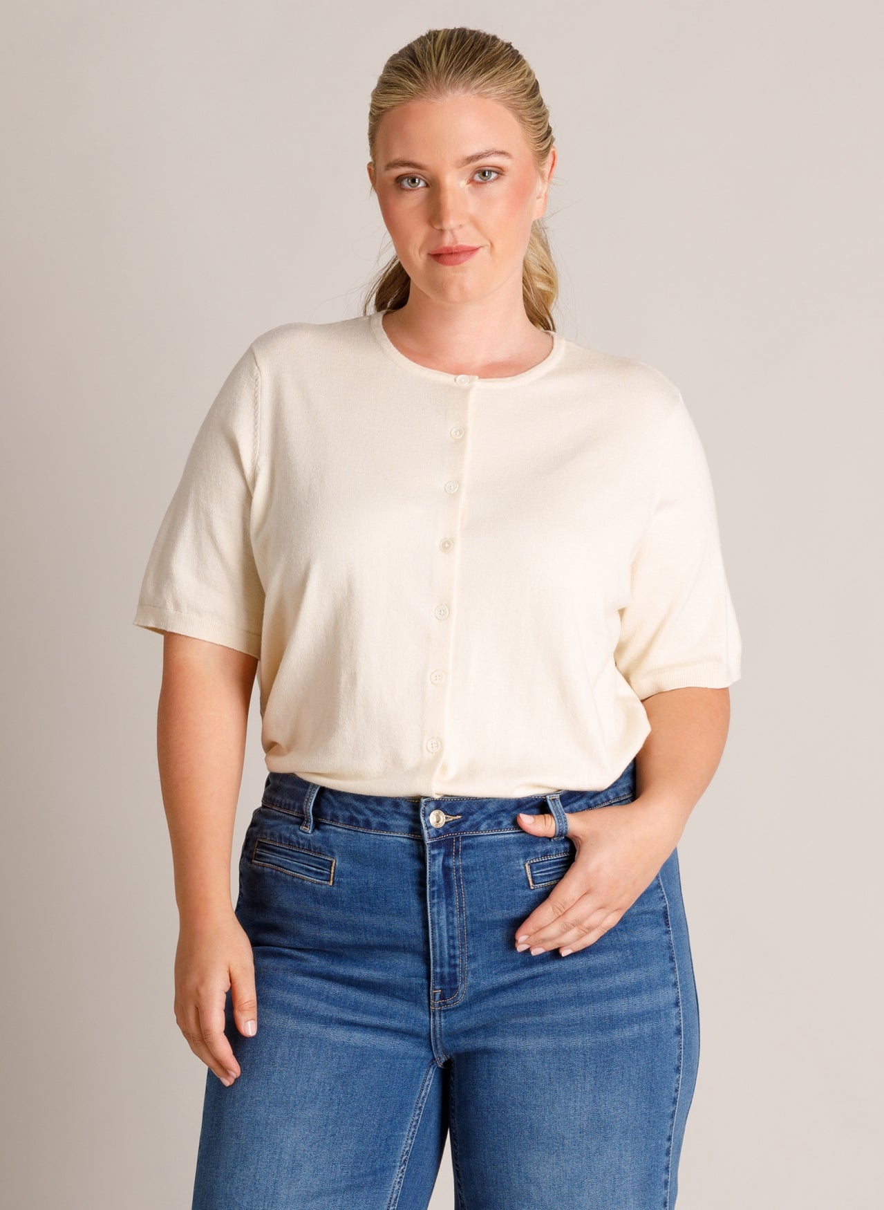 Tiora | Beige Cream