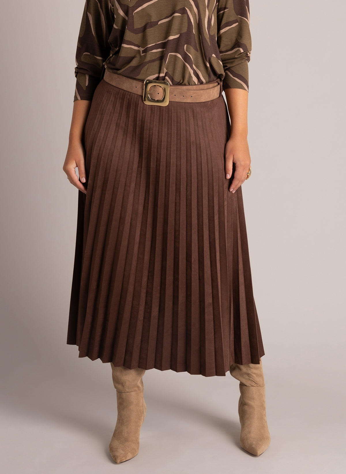 Vasia | Red Brown