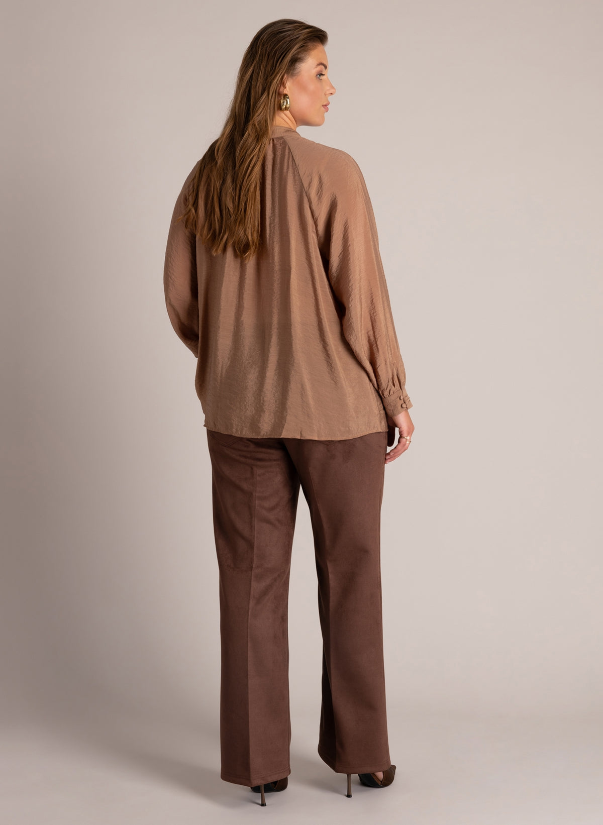 Vincenza | Dark Sand