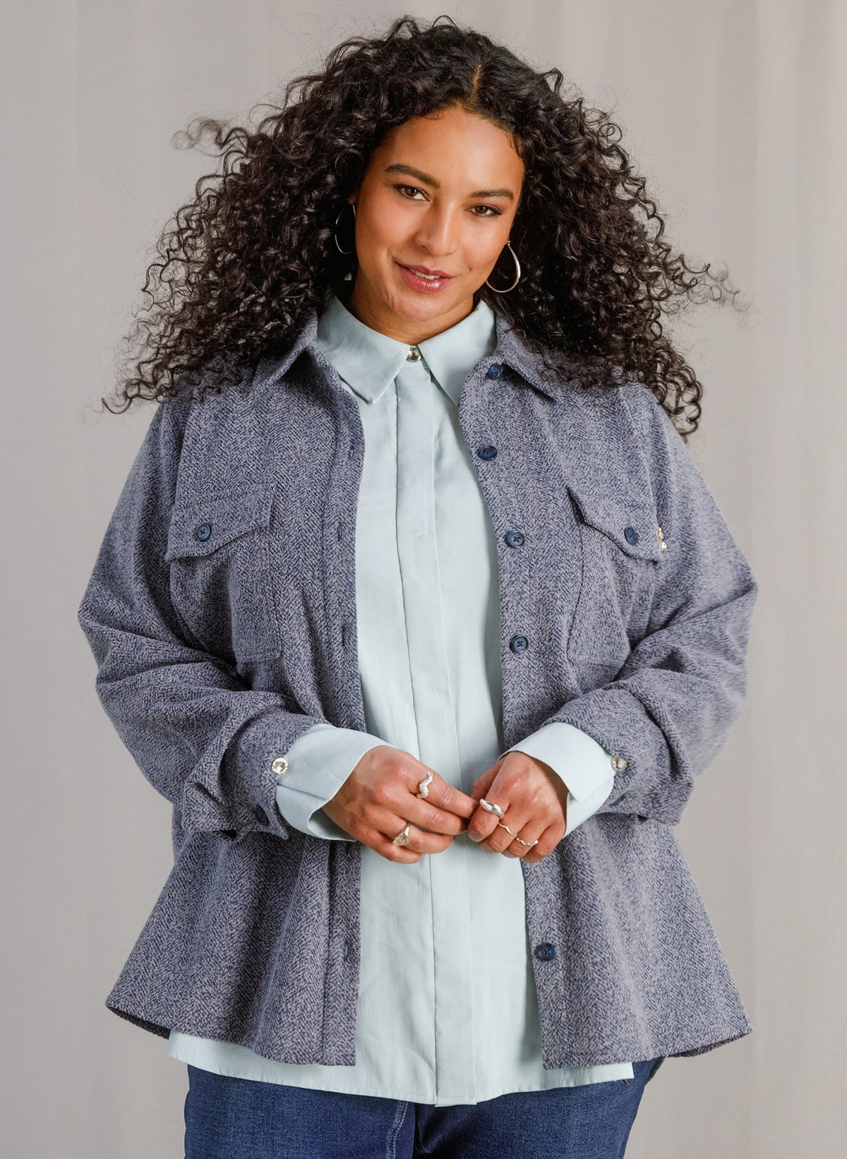 Vela | Dark Blue/Warm Grey