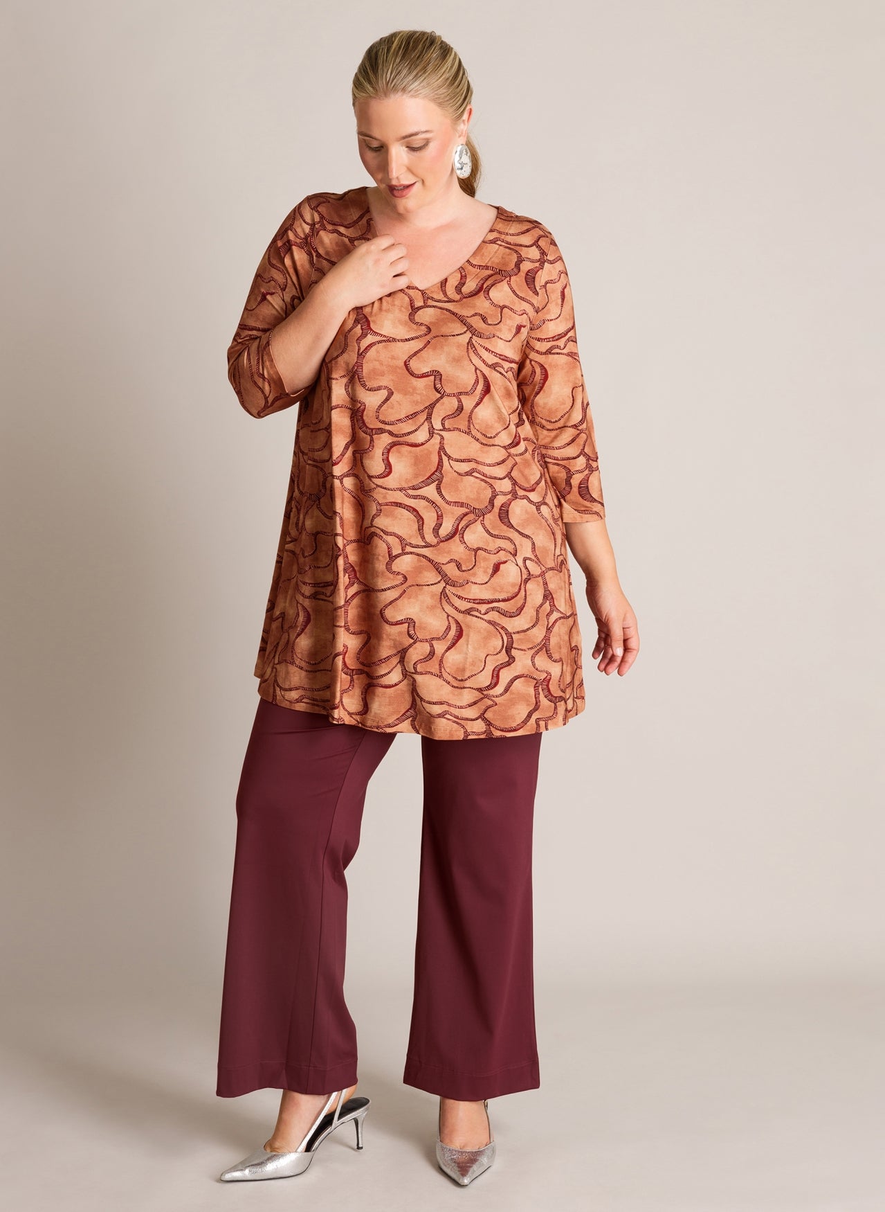Tory | Warm Beige/Multi Col