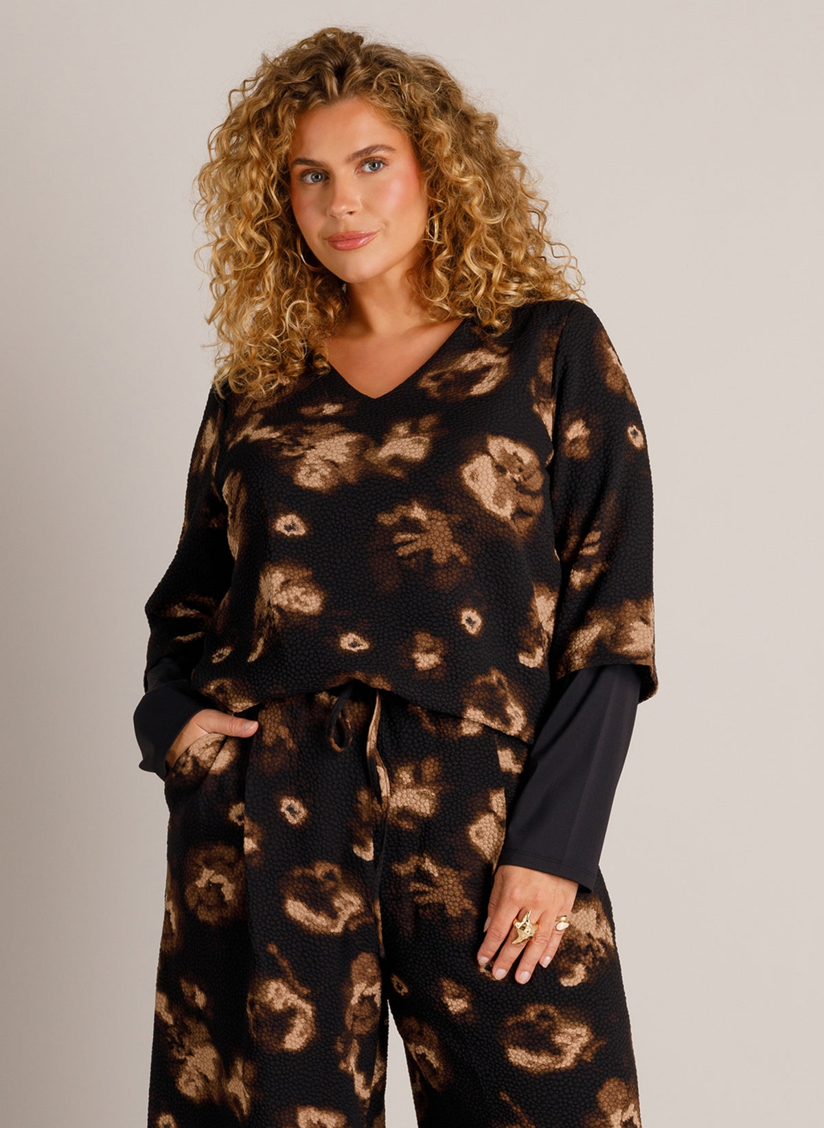 YCZayna | Black Multi Colour