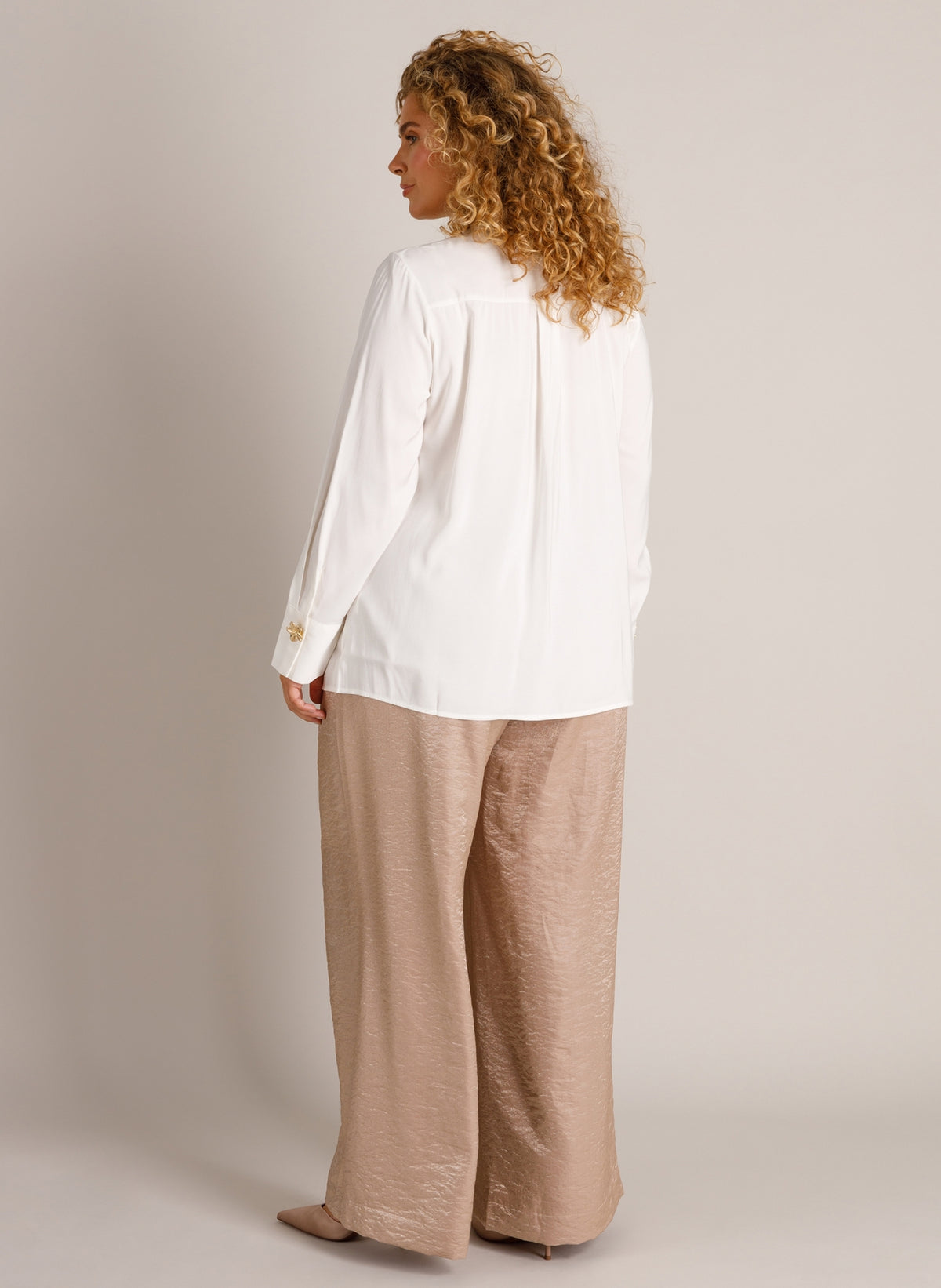 YCZalina | Warm White
