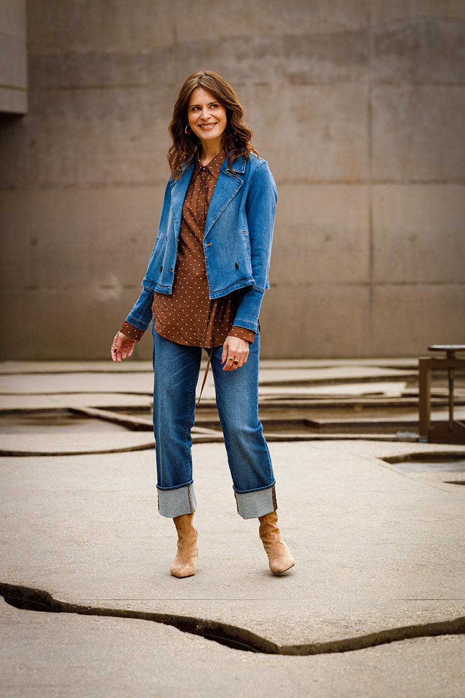 Her Tradition - Look 2