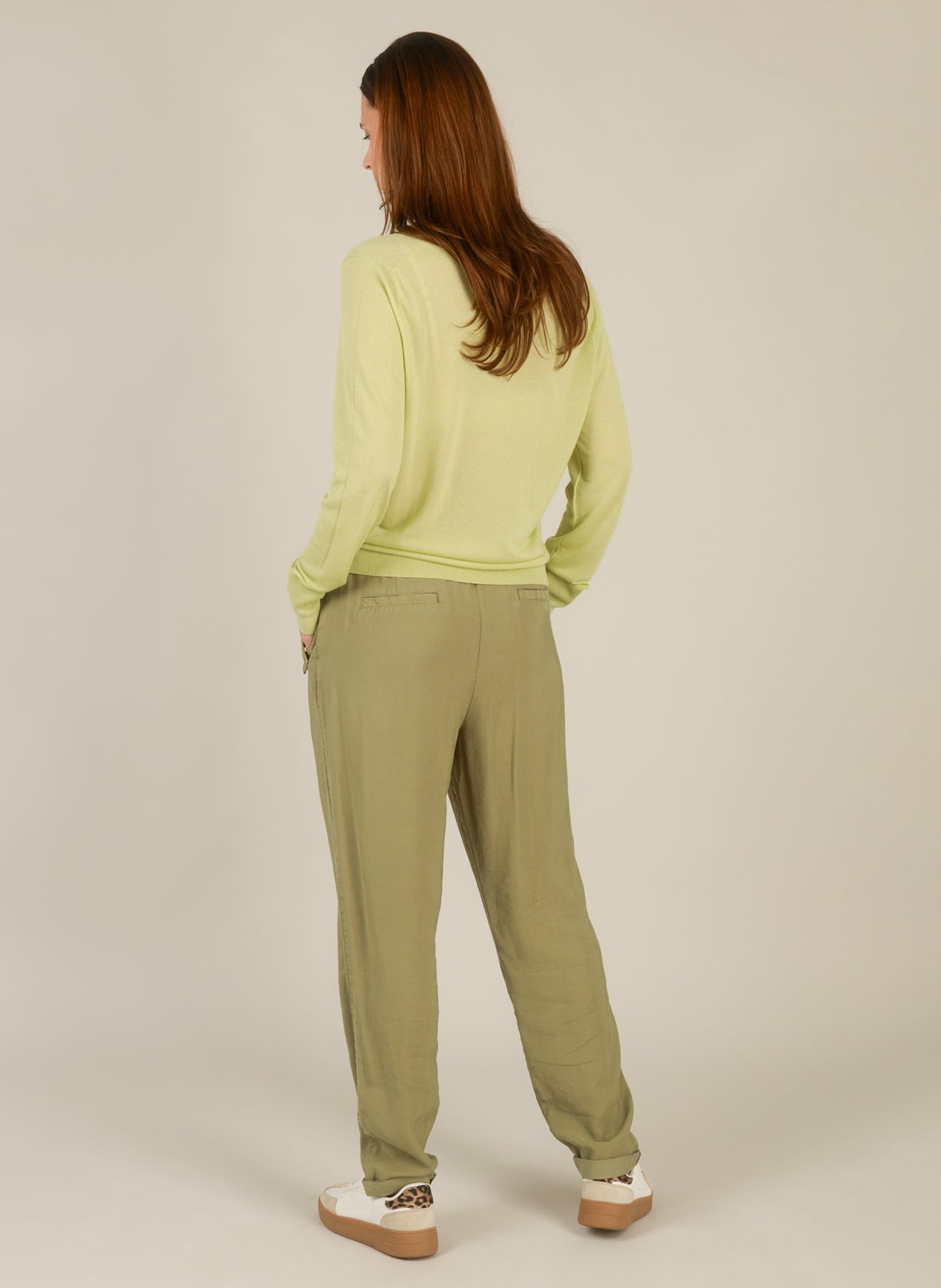 Ilyana | Olive