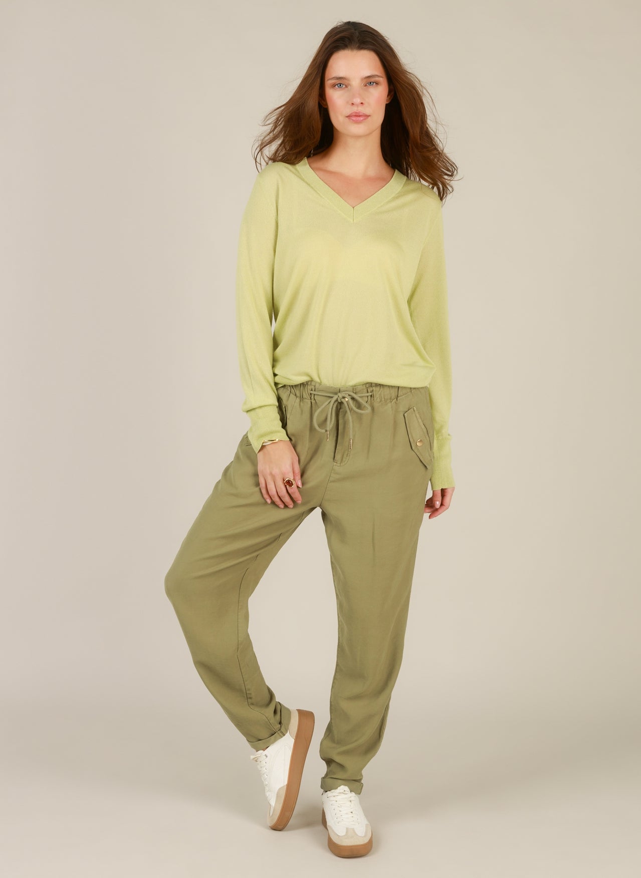 Ilyana | Olive