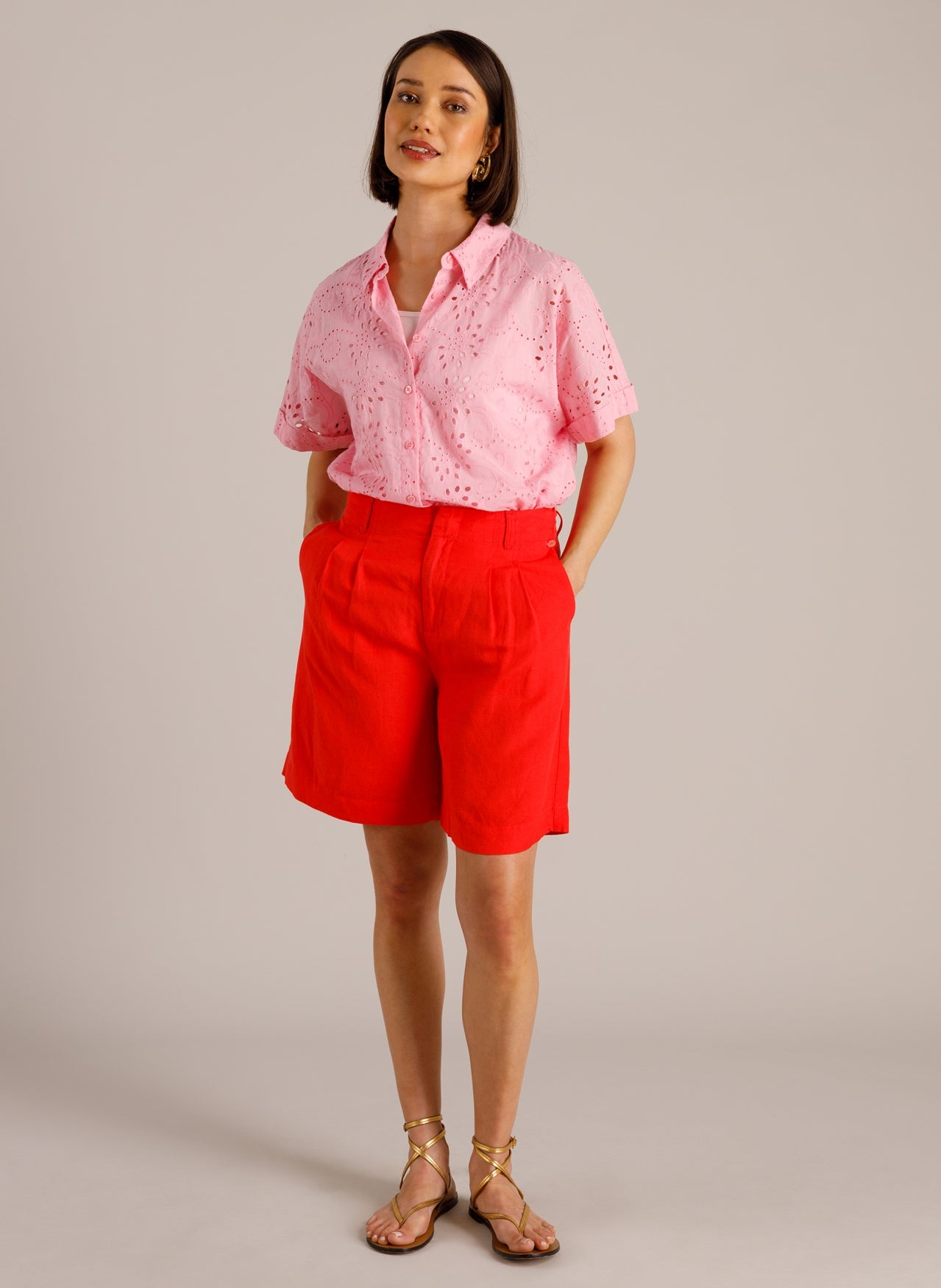 Mia | Hot Red