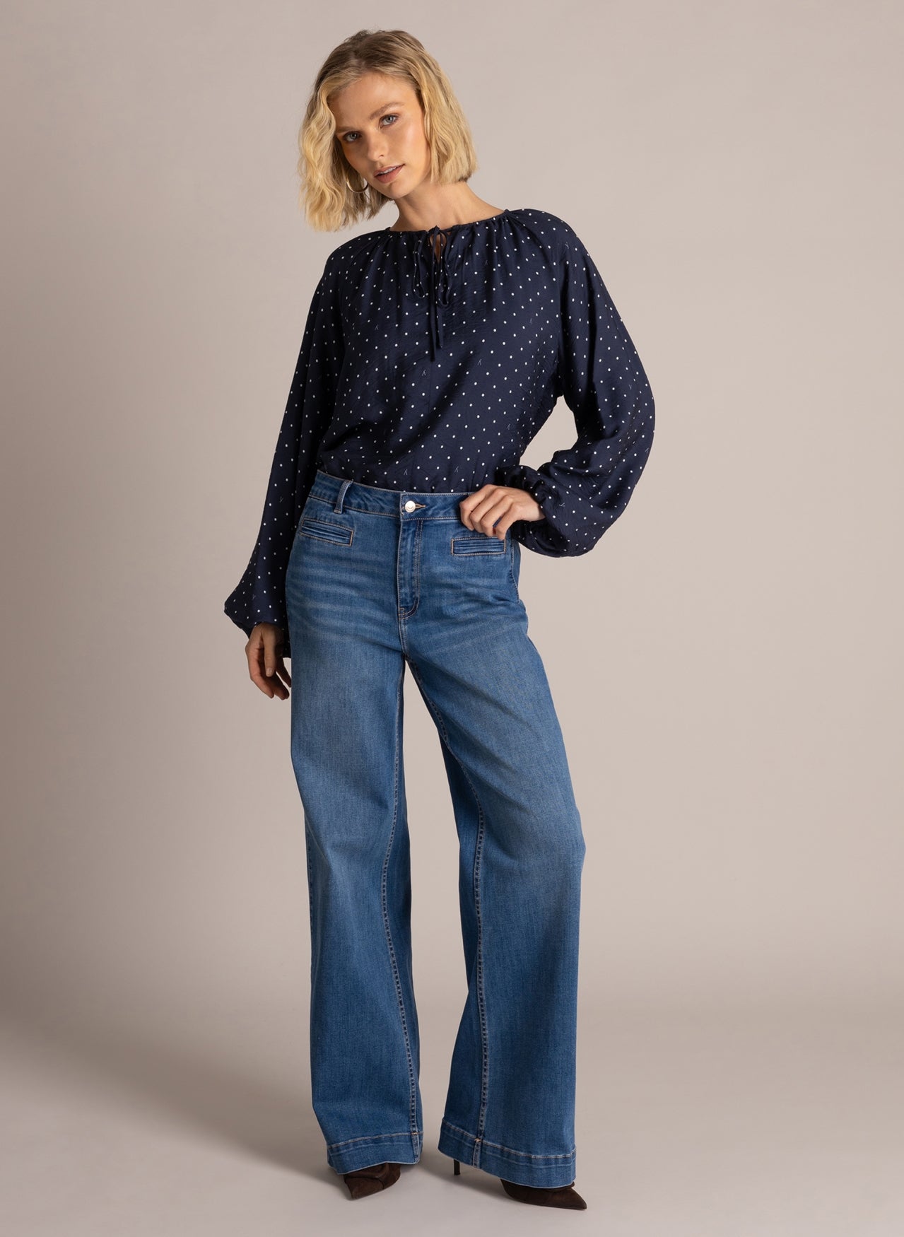 Sibelia | Dark Blue/Off white
