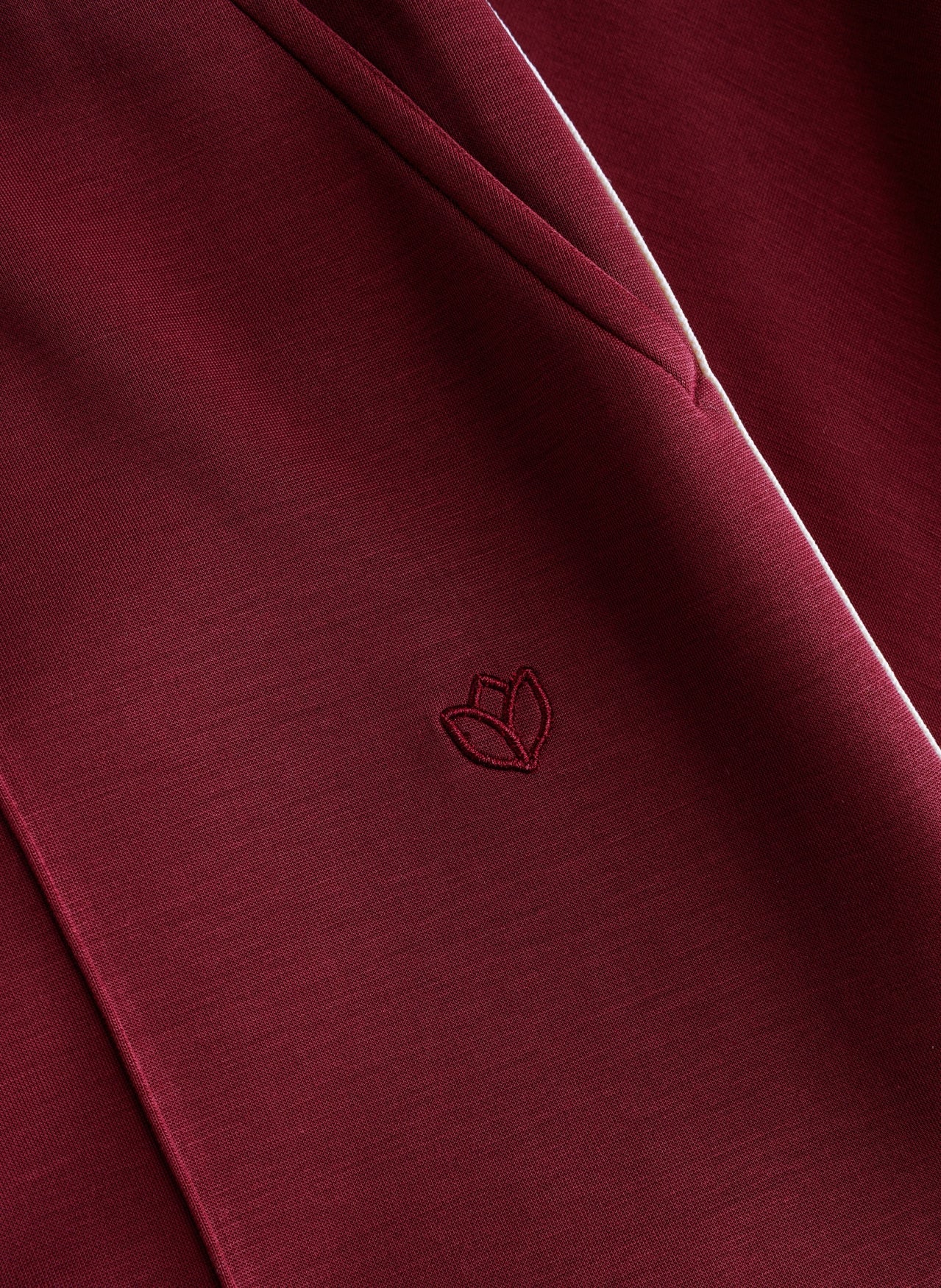 Ilma Essential | Wine Red/Beige Cream