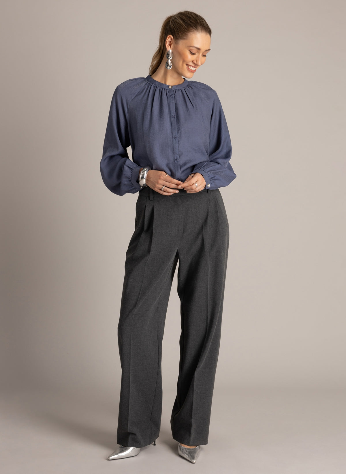 Urmina | Faded Blue