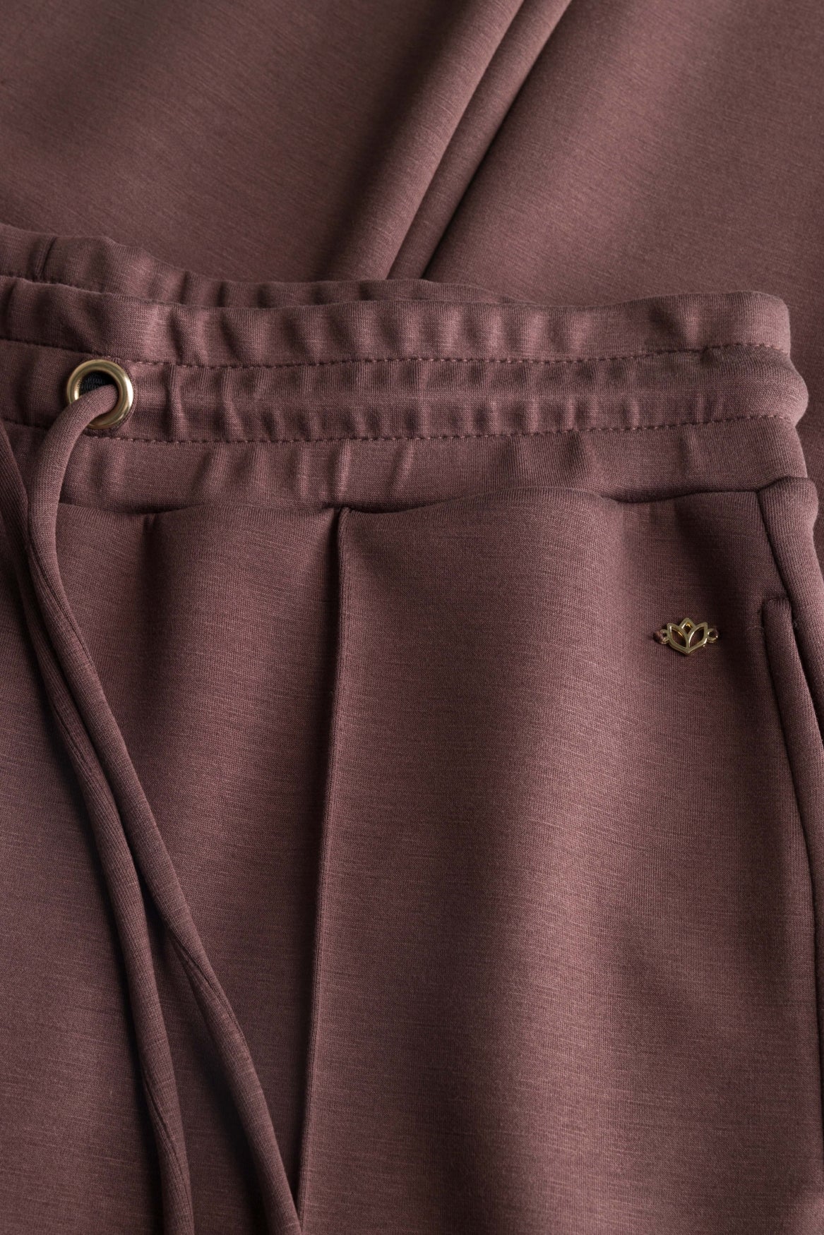 Oirla Essential | Brown