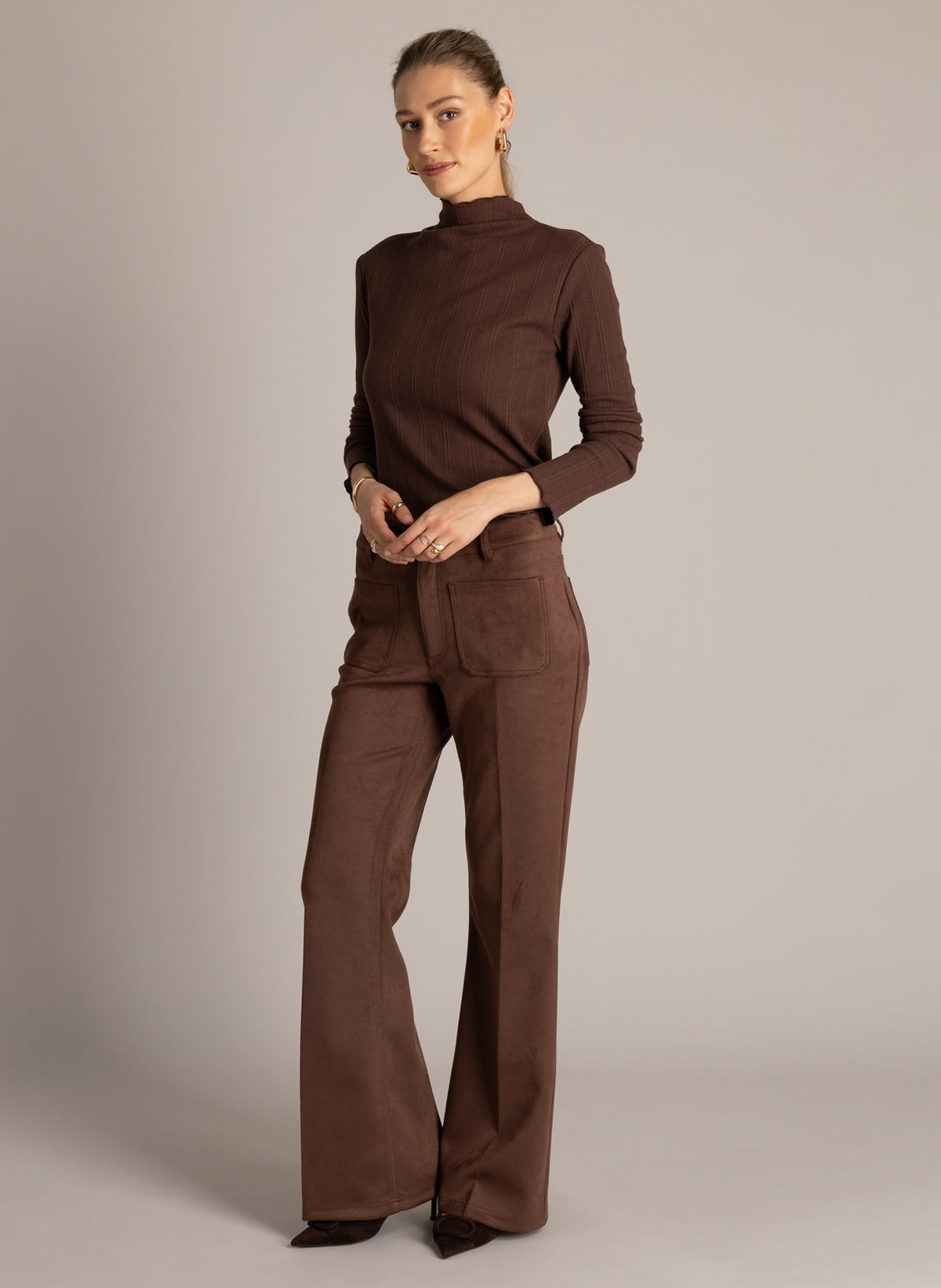 Udela | Red Brown