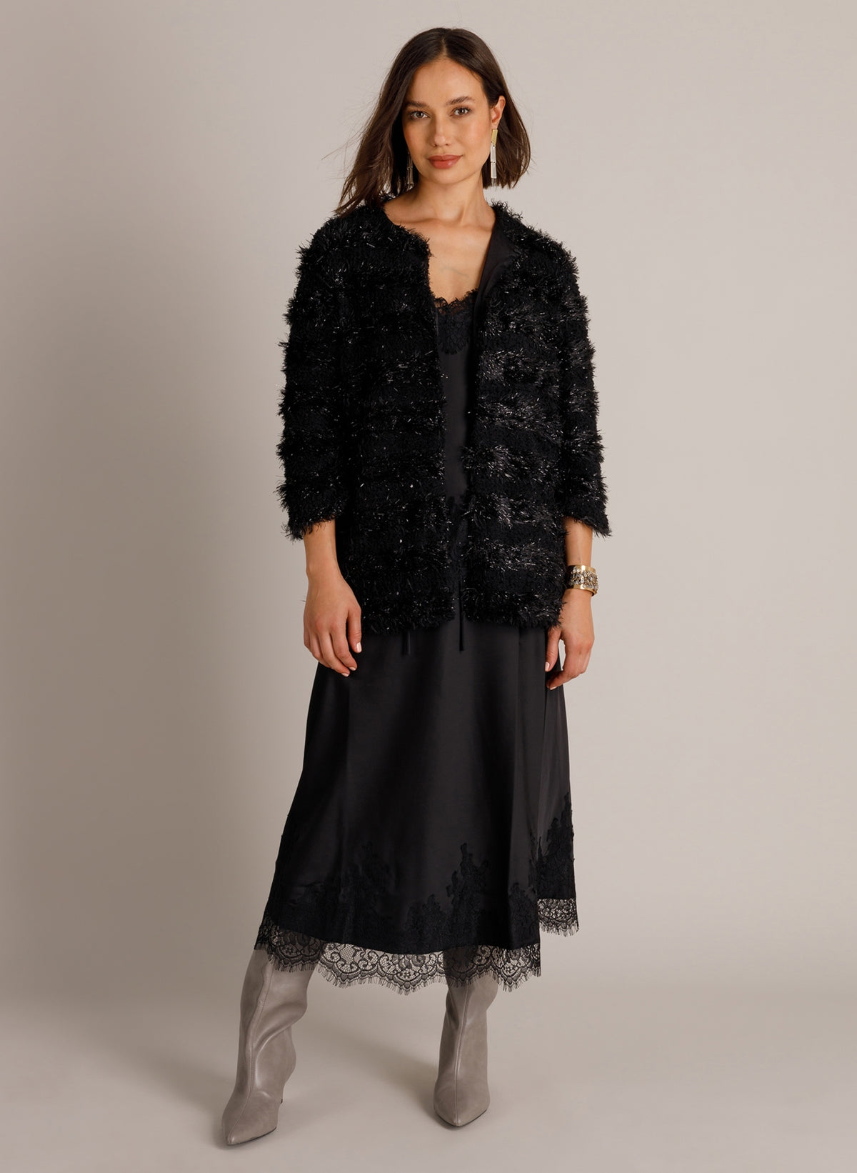 YYWismara | Black