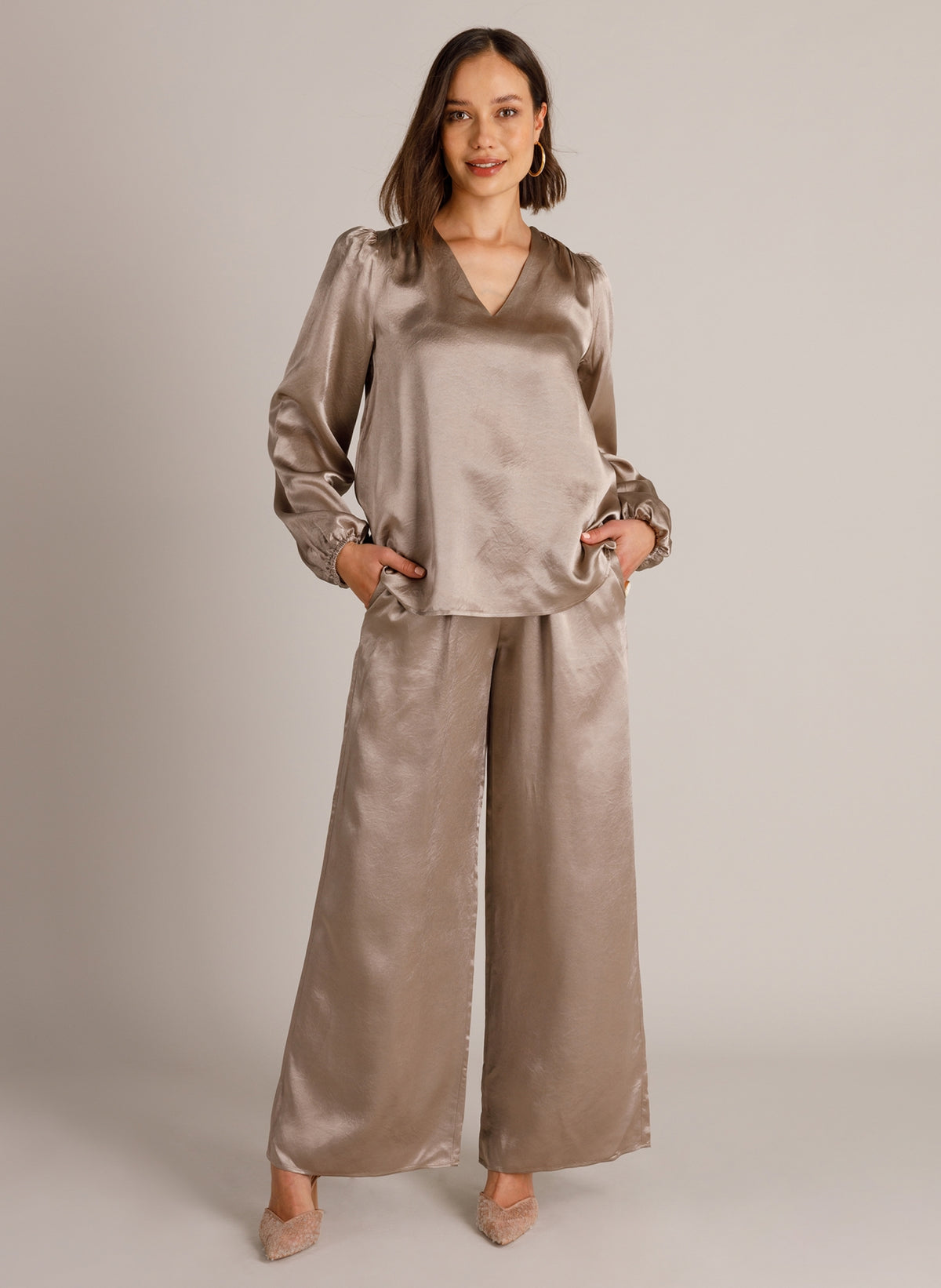 YYWinnika | Taupe Grey