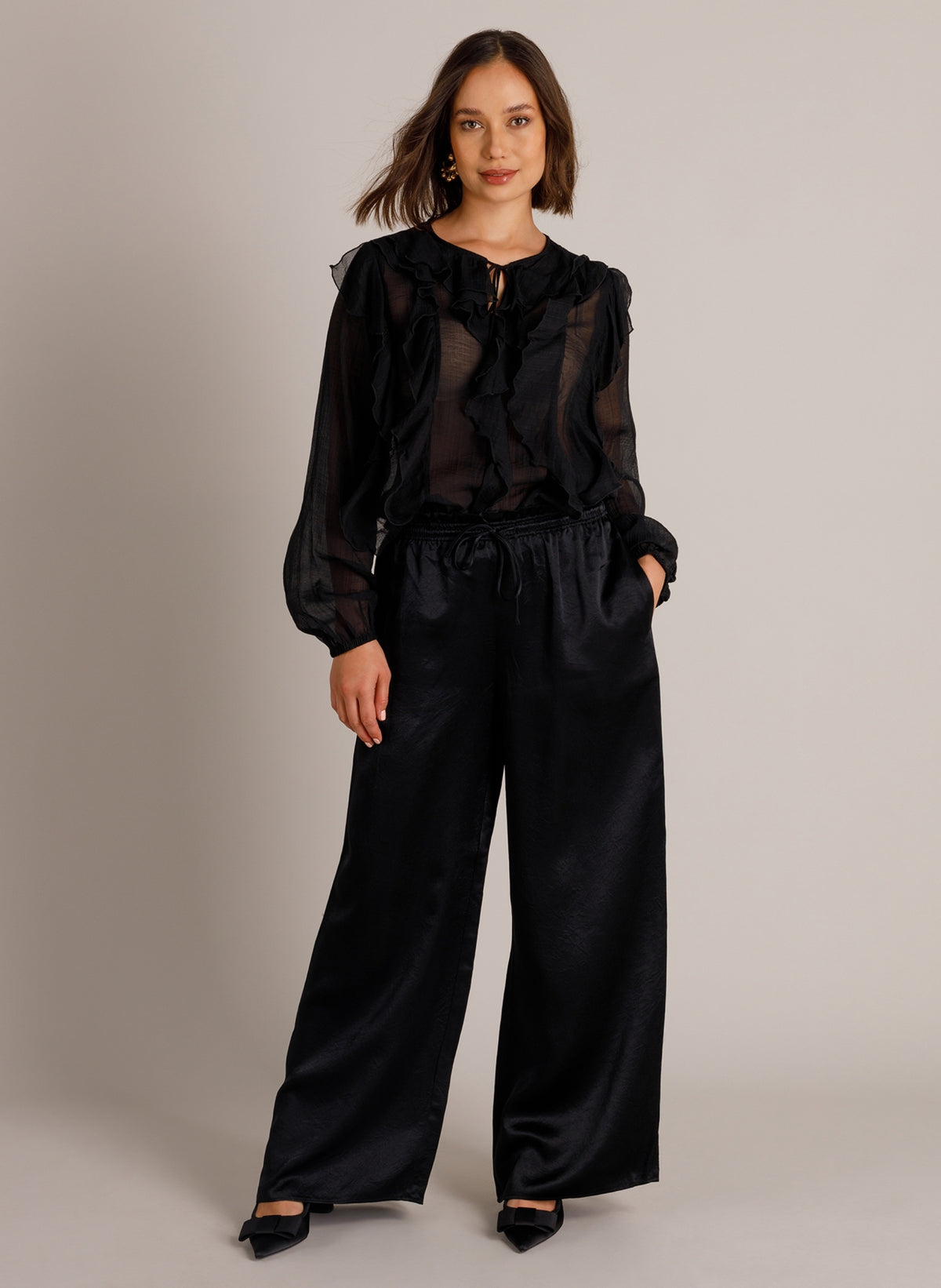 YYWynona | Black