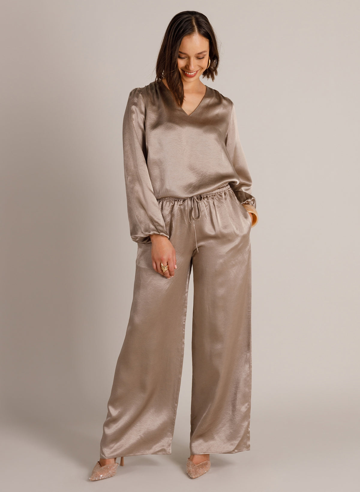 YYWynona | Taupe Grey