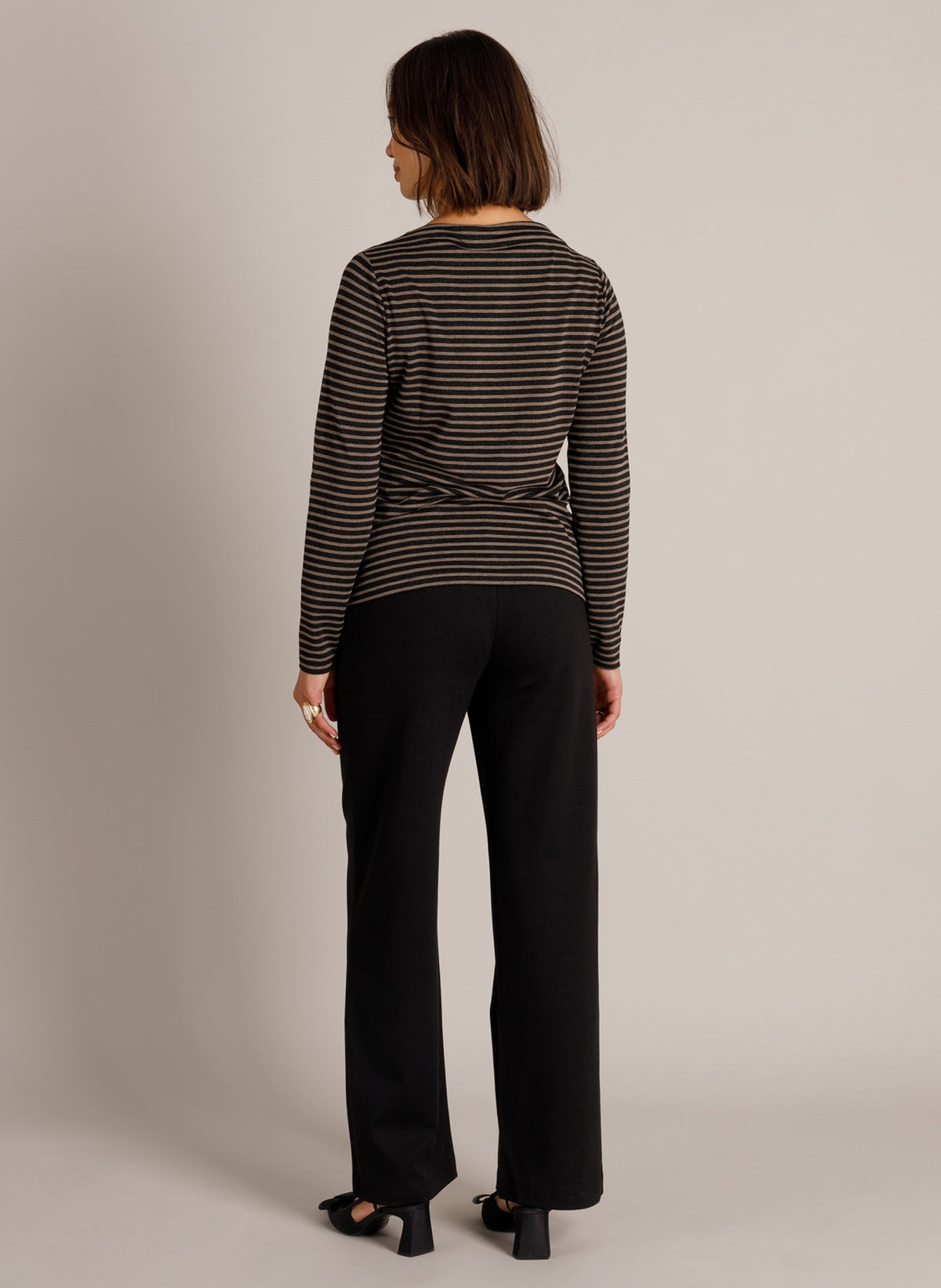 YYWenke | Black/Light Taupe