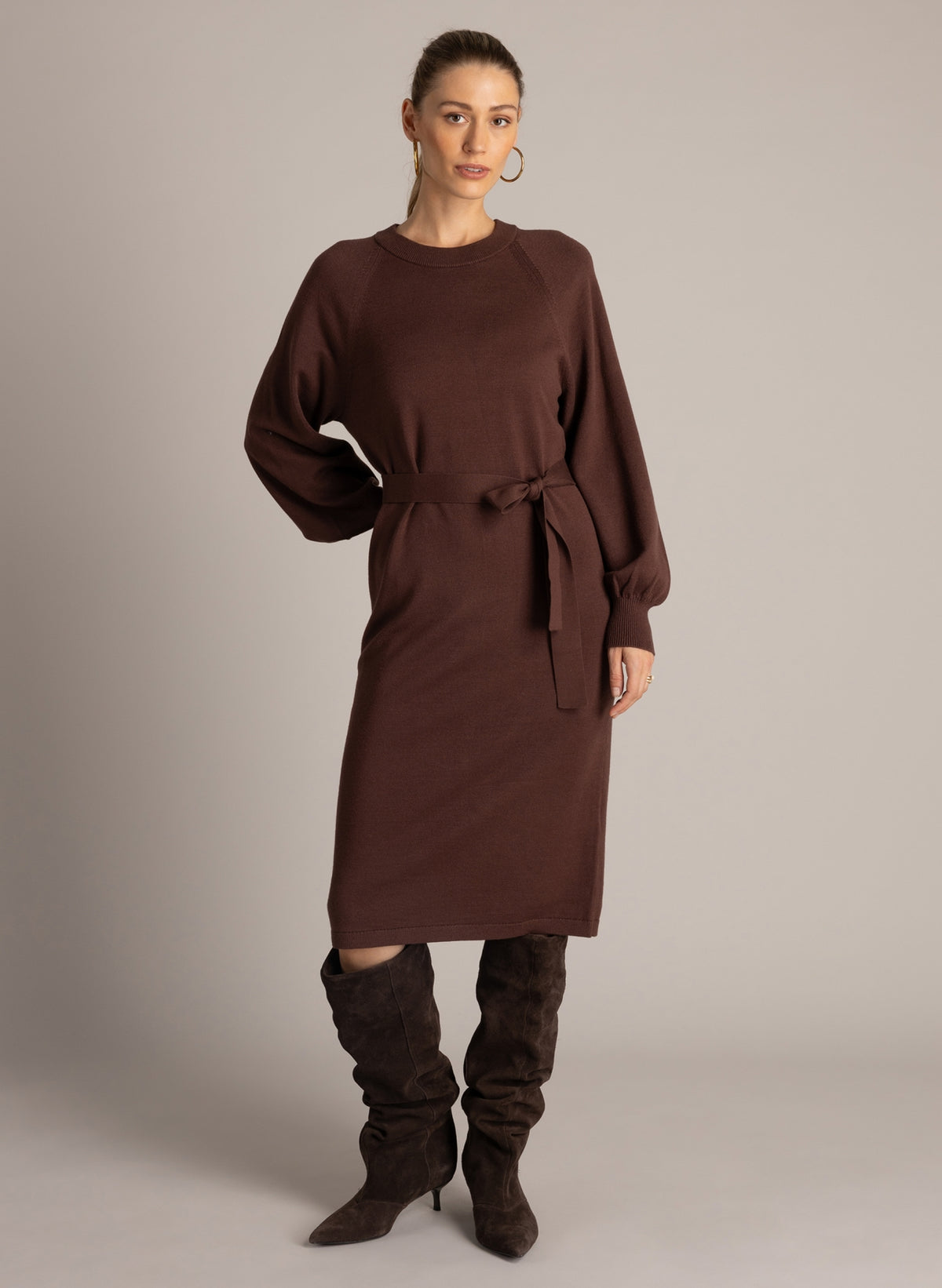 Neva Essential | Red Brown