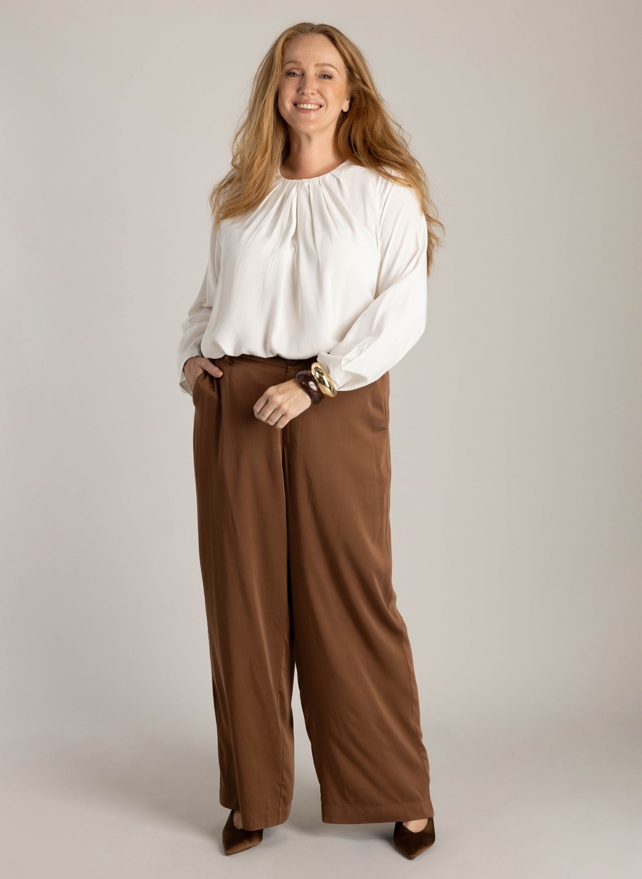 Hazel | Winter White