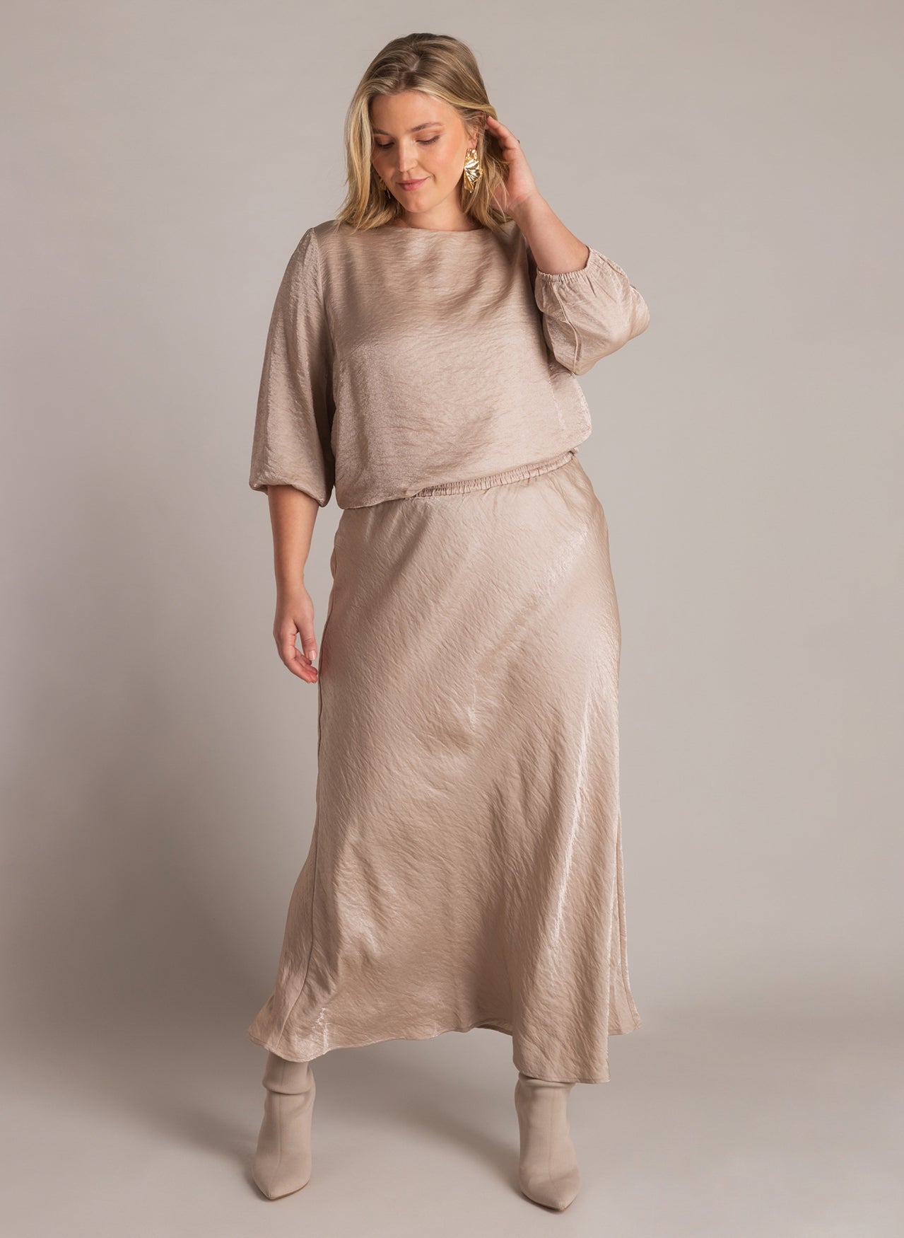 Jolanda | Light Taupe