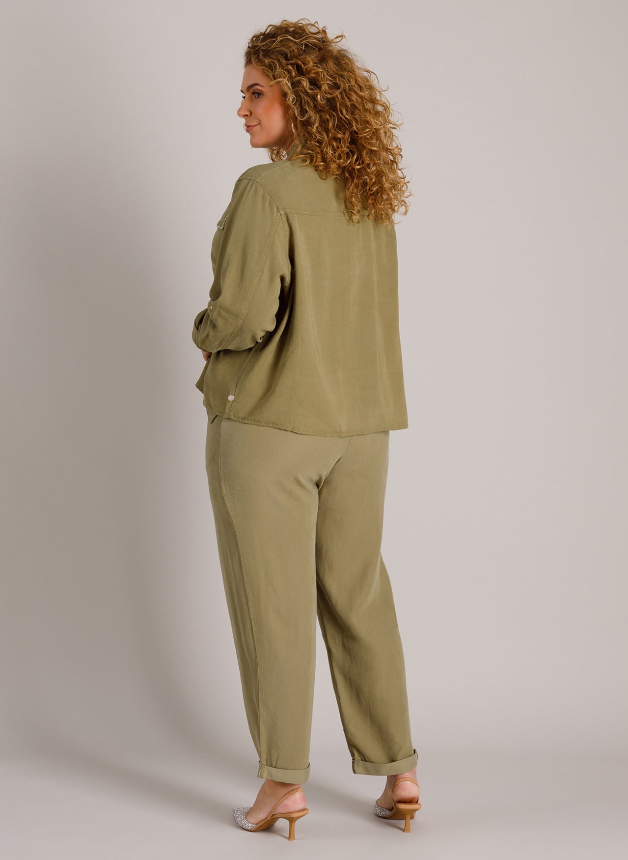 Jovana | Olive