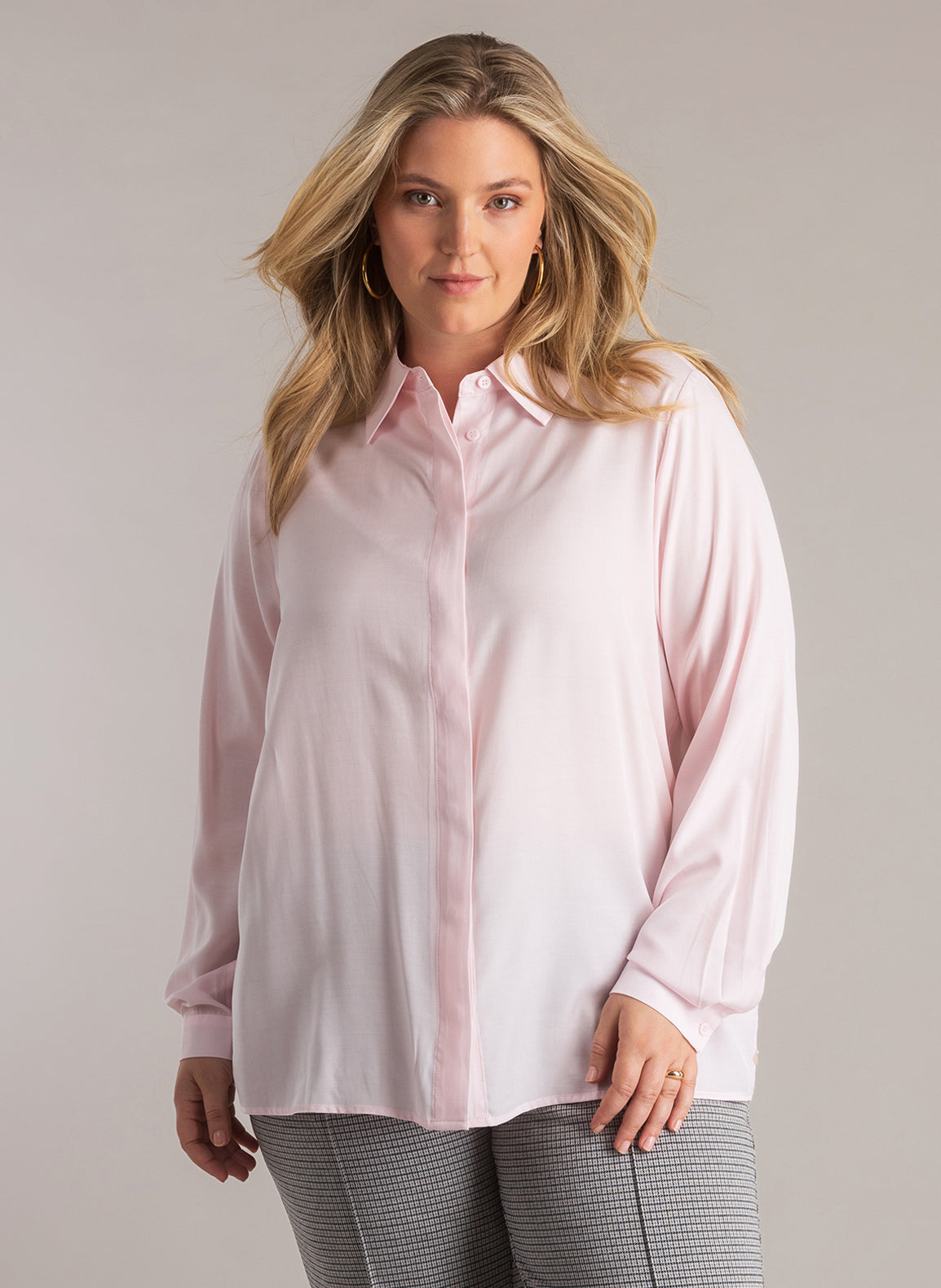 Judit | Pale Pink