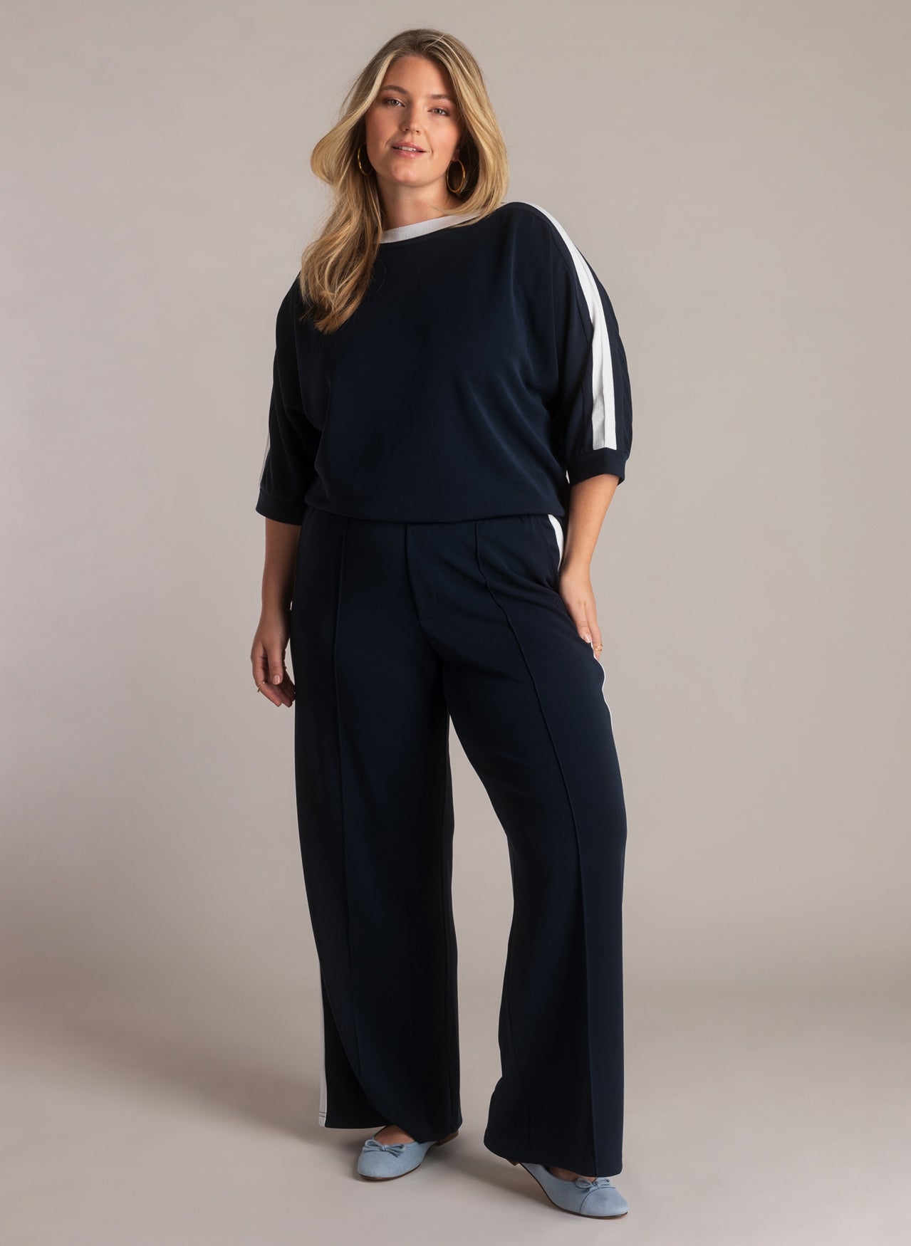 Jelisa | Navy/Off White