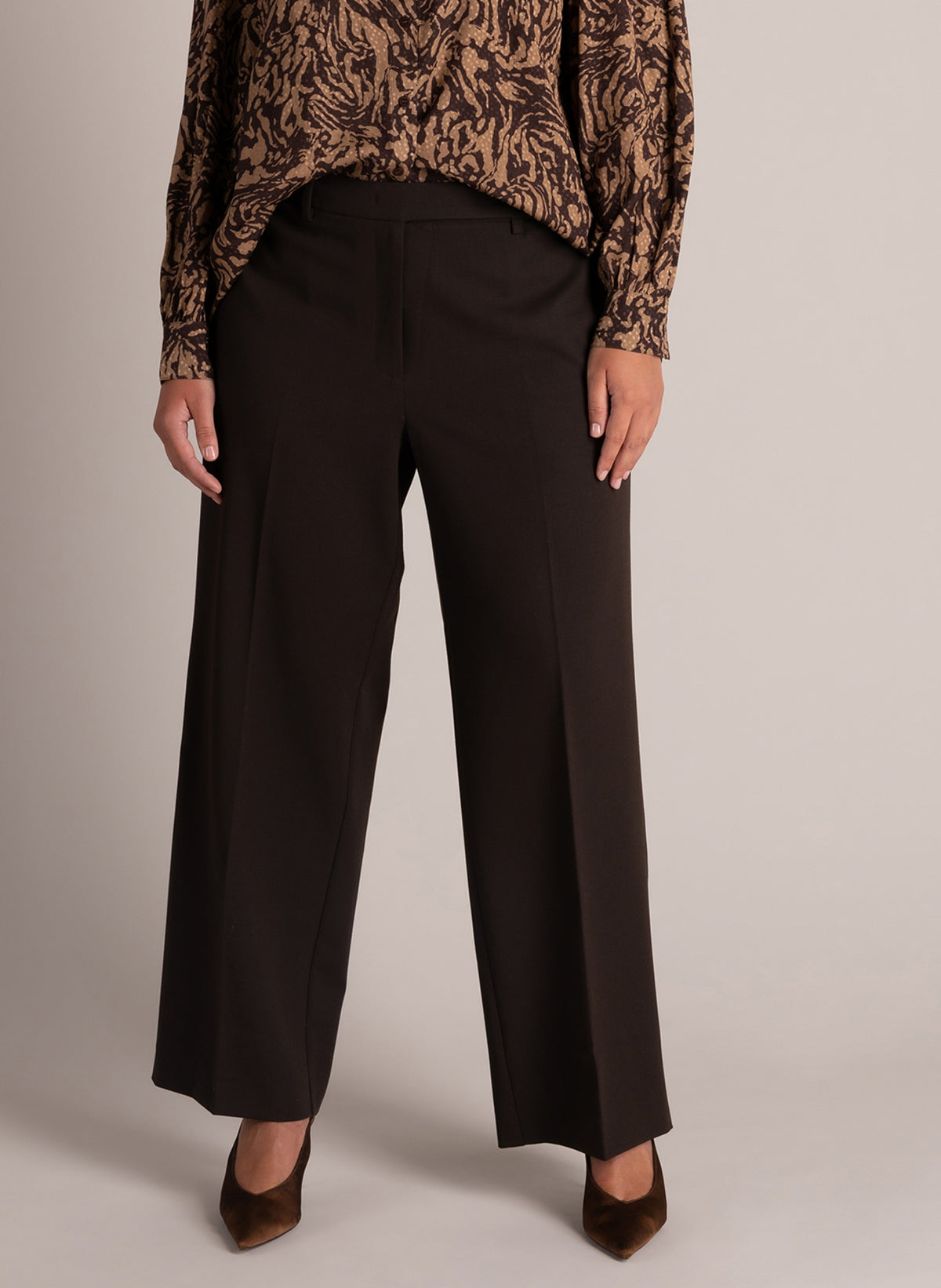 Viria | Brown