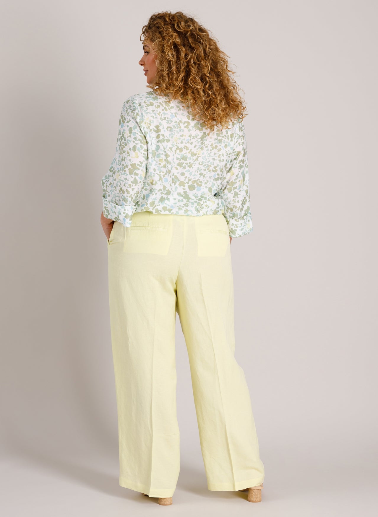 Hedwig Essential | Pastel Yellow
