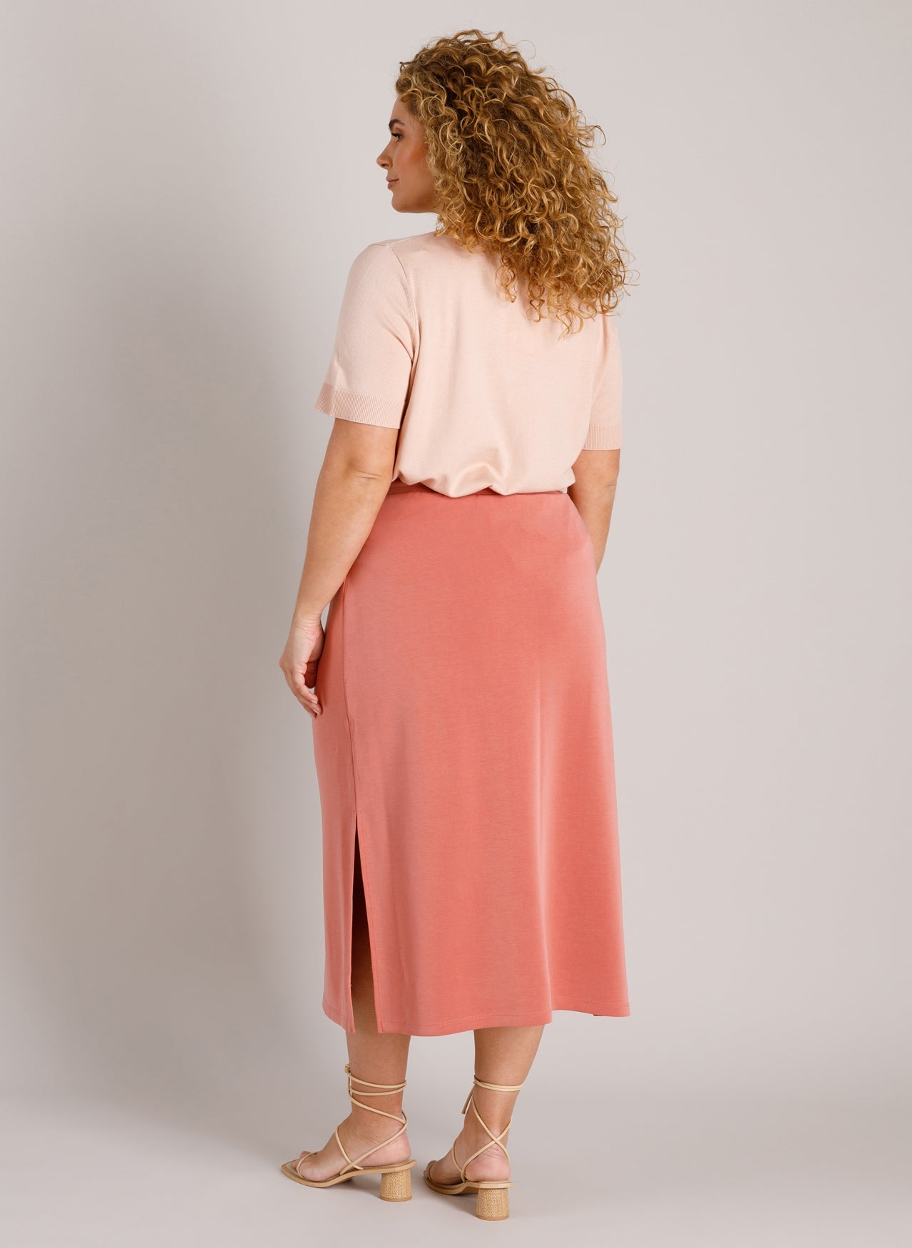 Leonie | Rose Clay