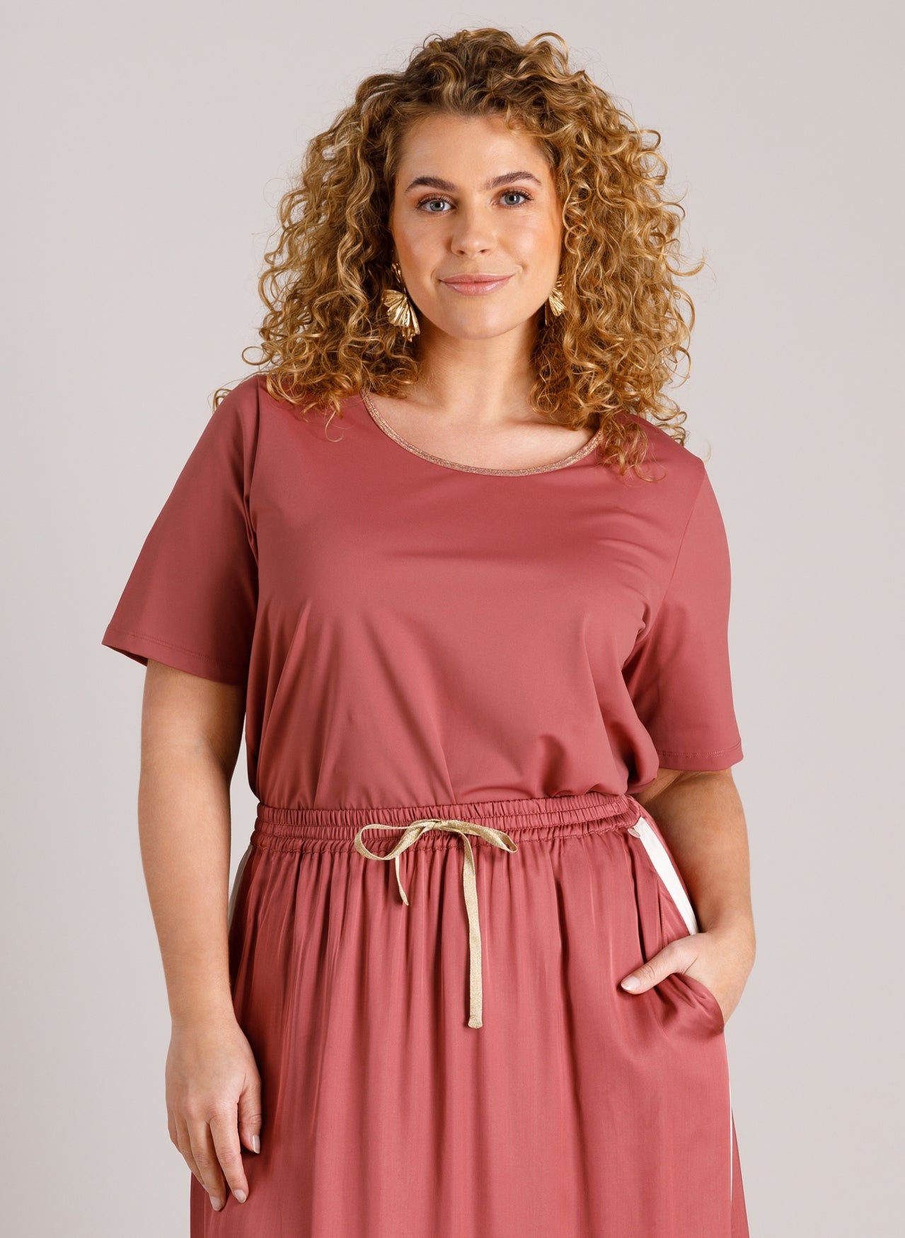 Liora | Plum