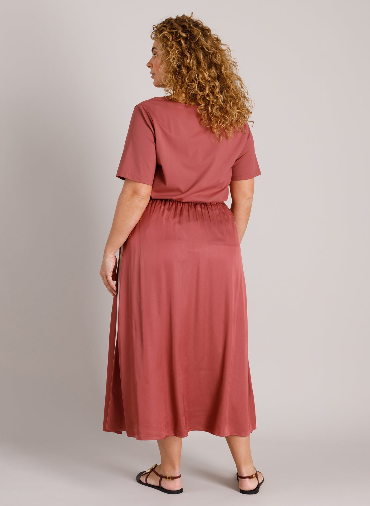 Liora | Plum